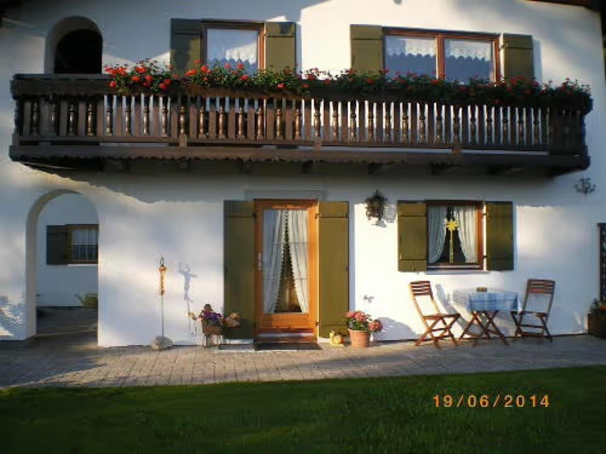 One-Bedroom Apartment with Garden View photo 2