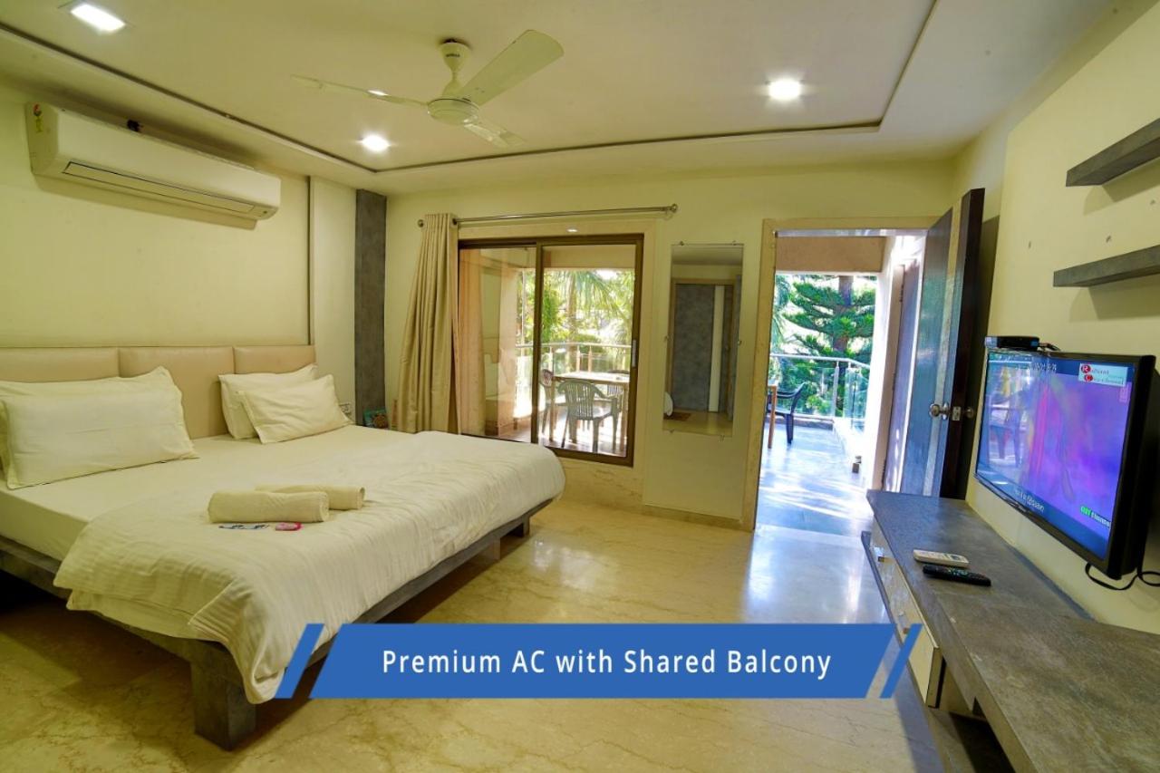 Three-Bedroom Villa photo 2