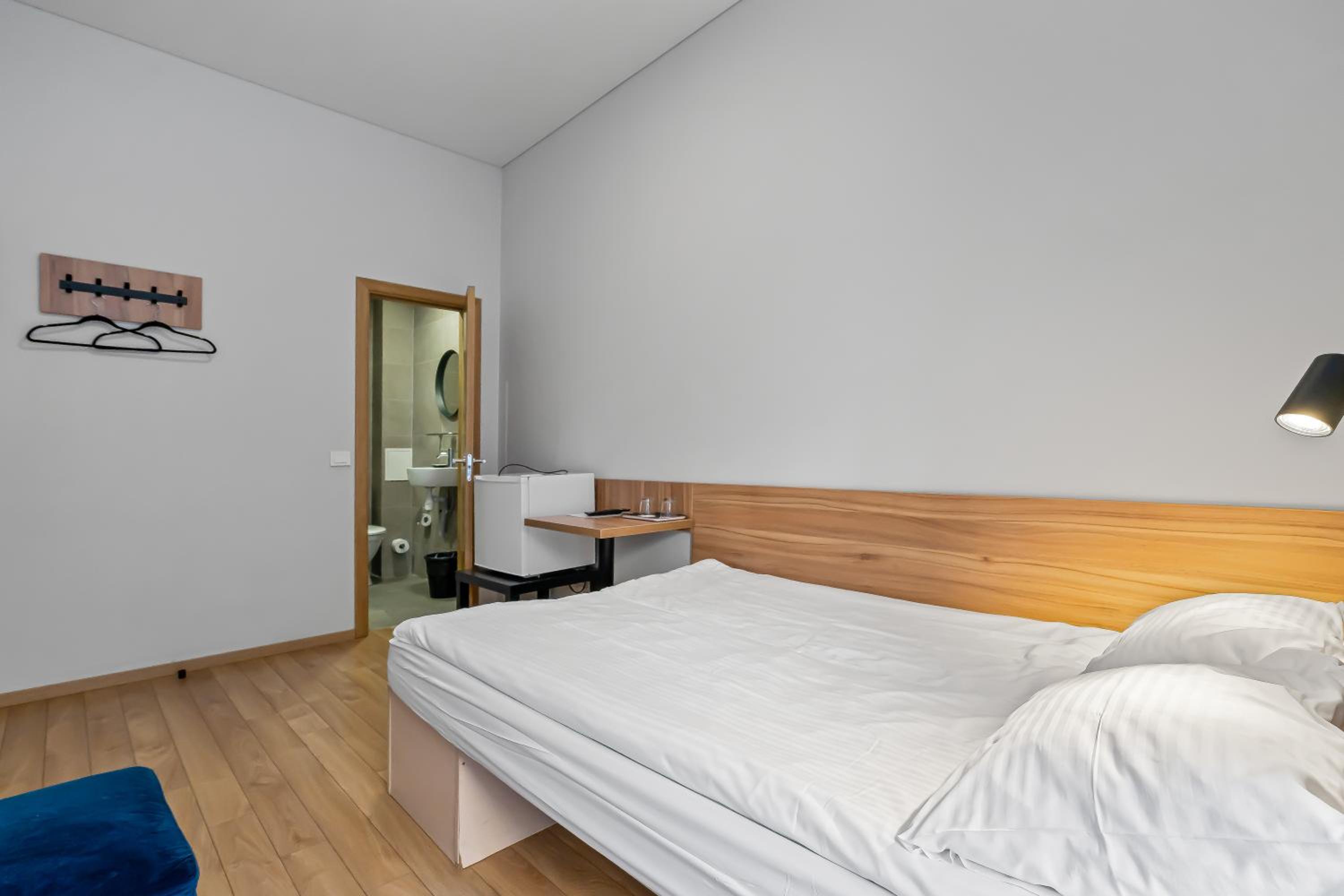 Small Standard Double Room with Private Bathroom 9 sq. m.  - Photo 20
