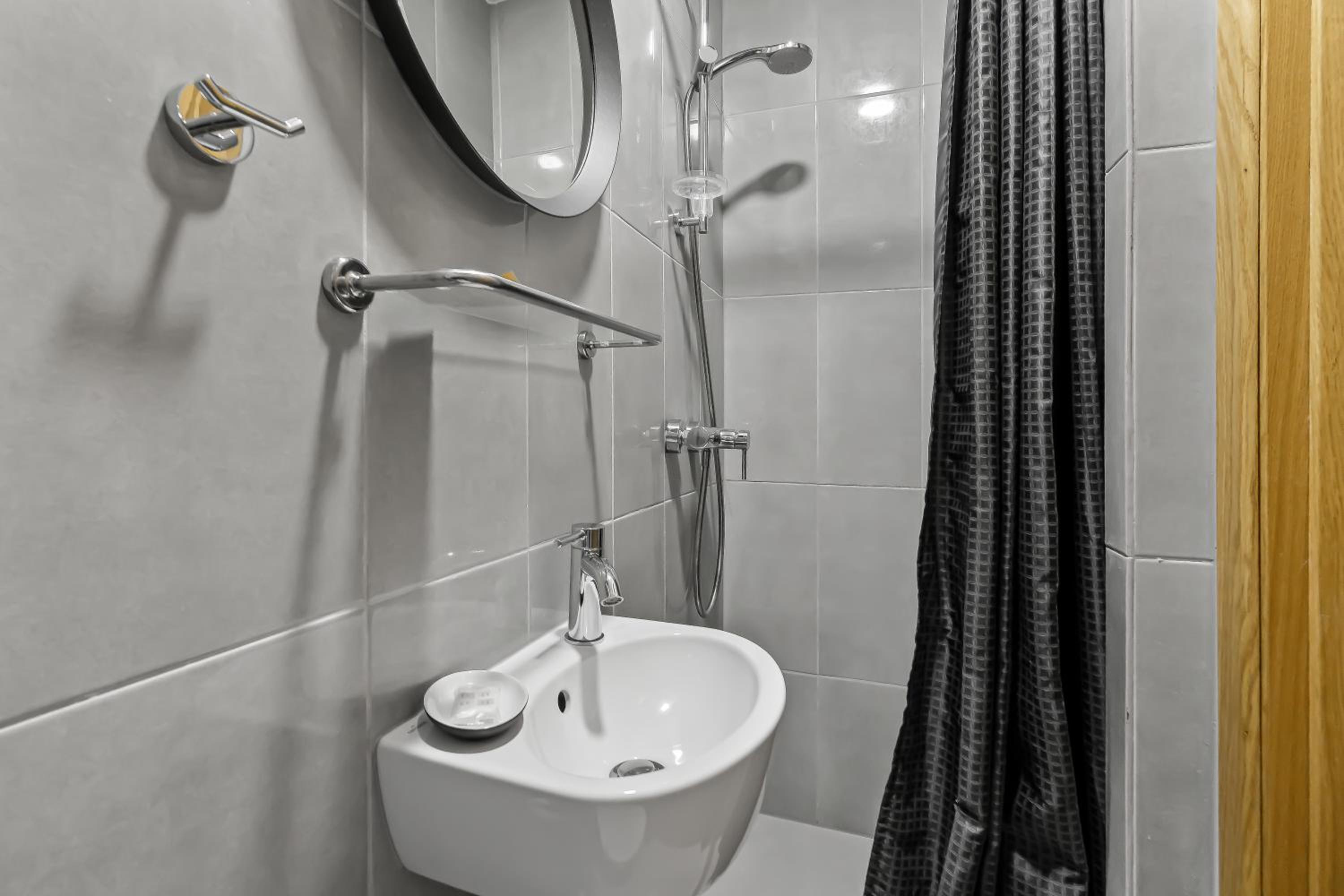 Small Standard Double Room with Private Bathroom 9 sq. m.  - Photo 23