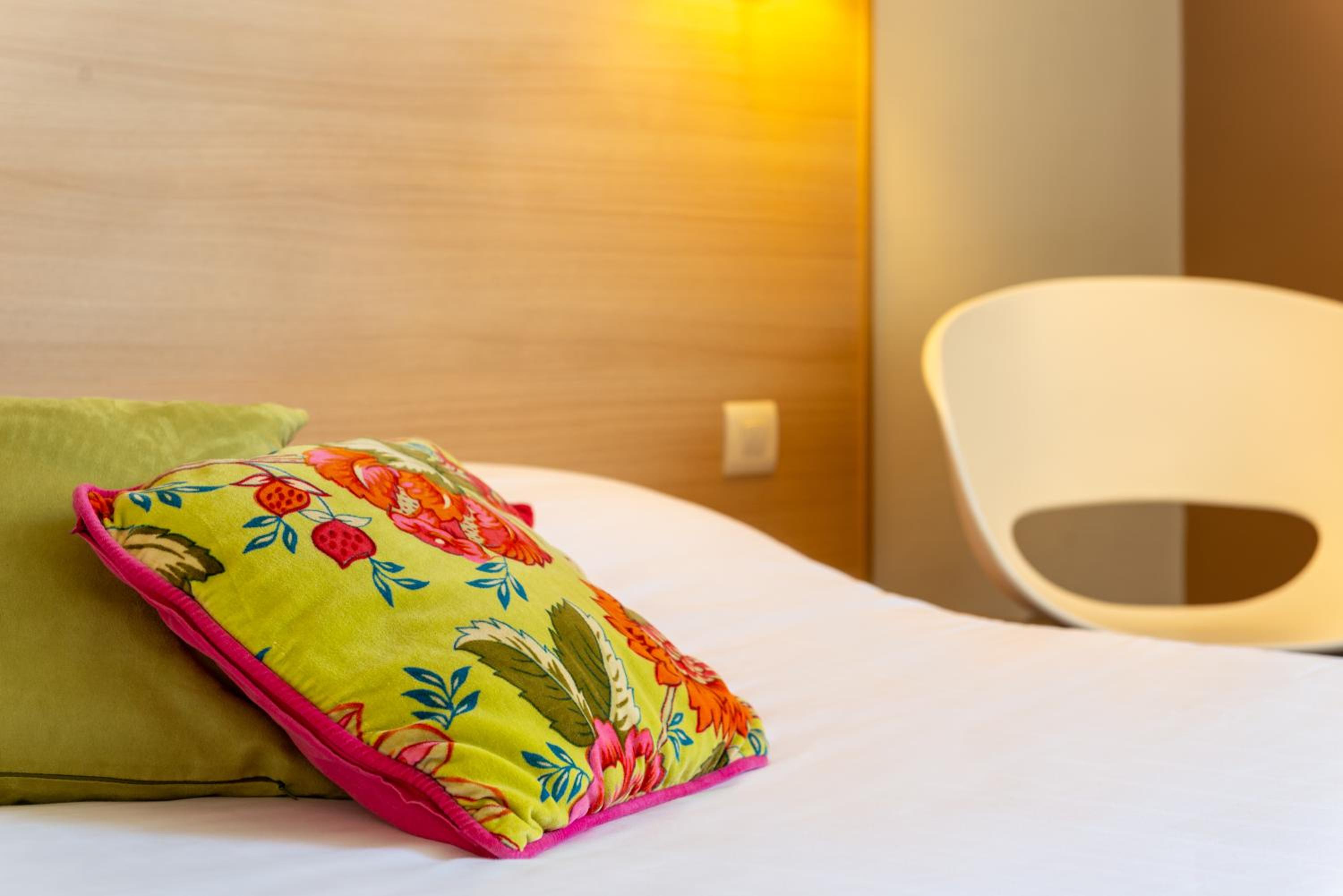 Double Room - Photo 11