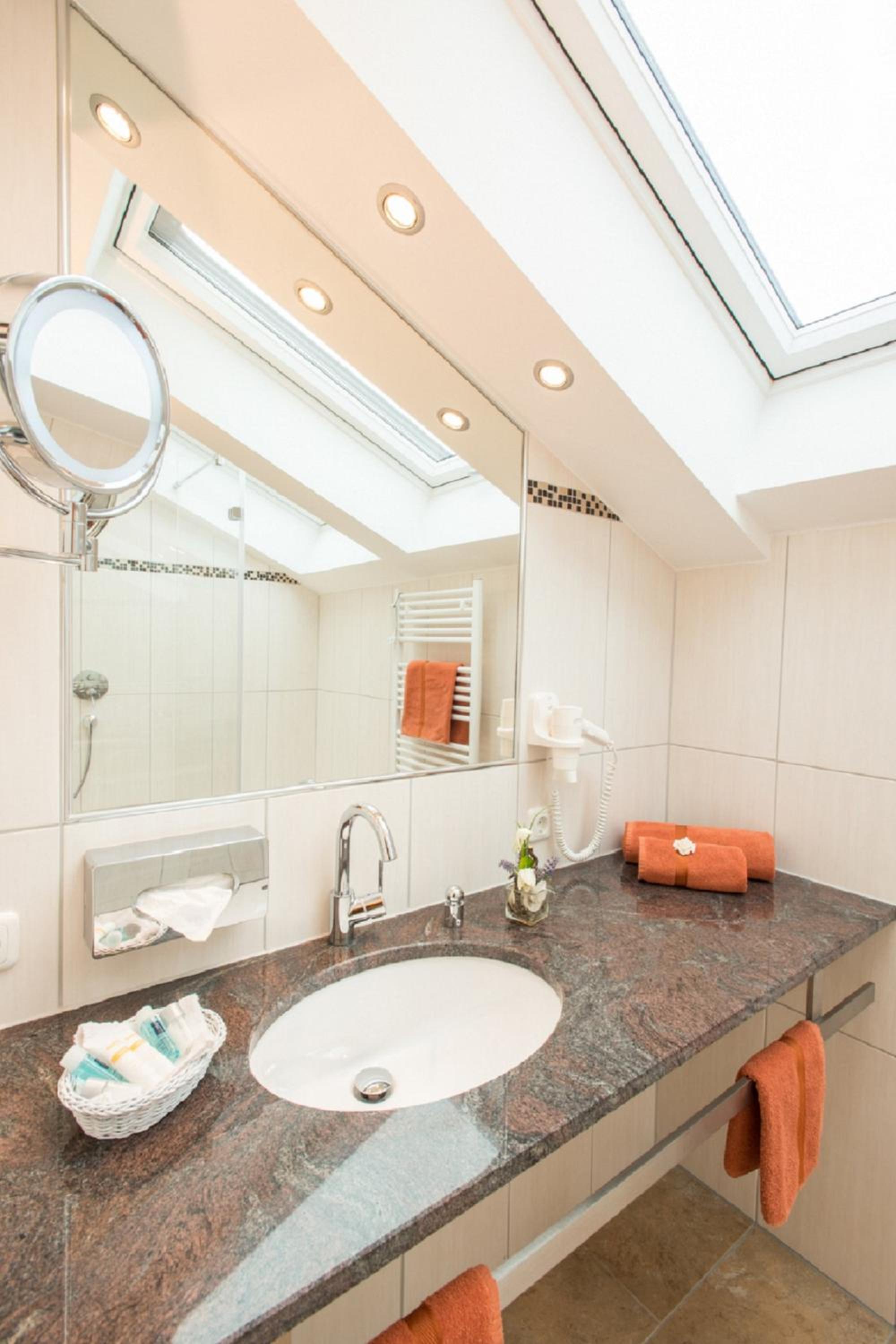 Superior Triple Room photo 3