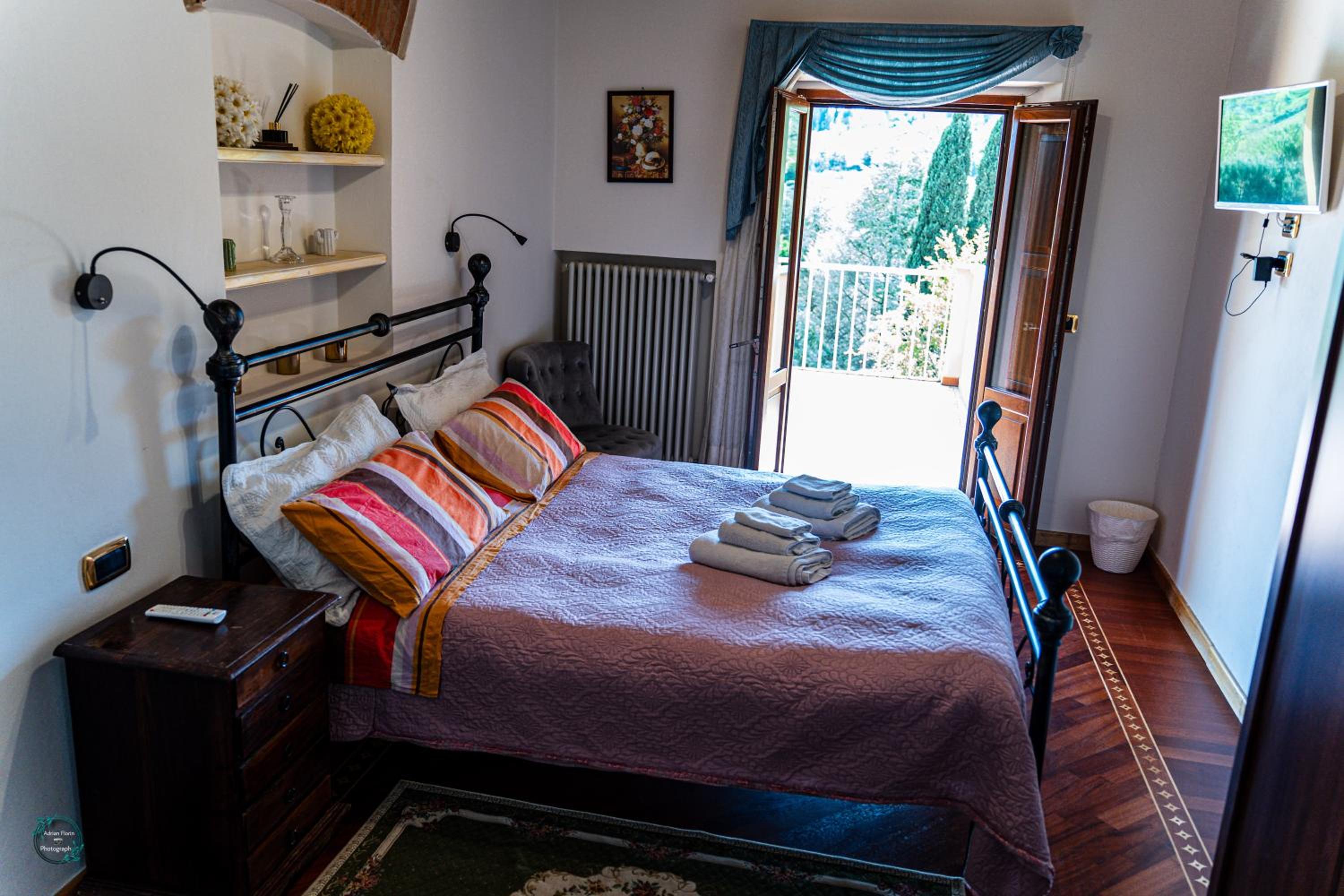 Double Room with Terrace - Photo 1
