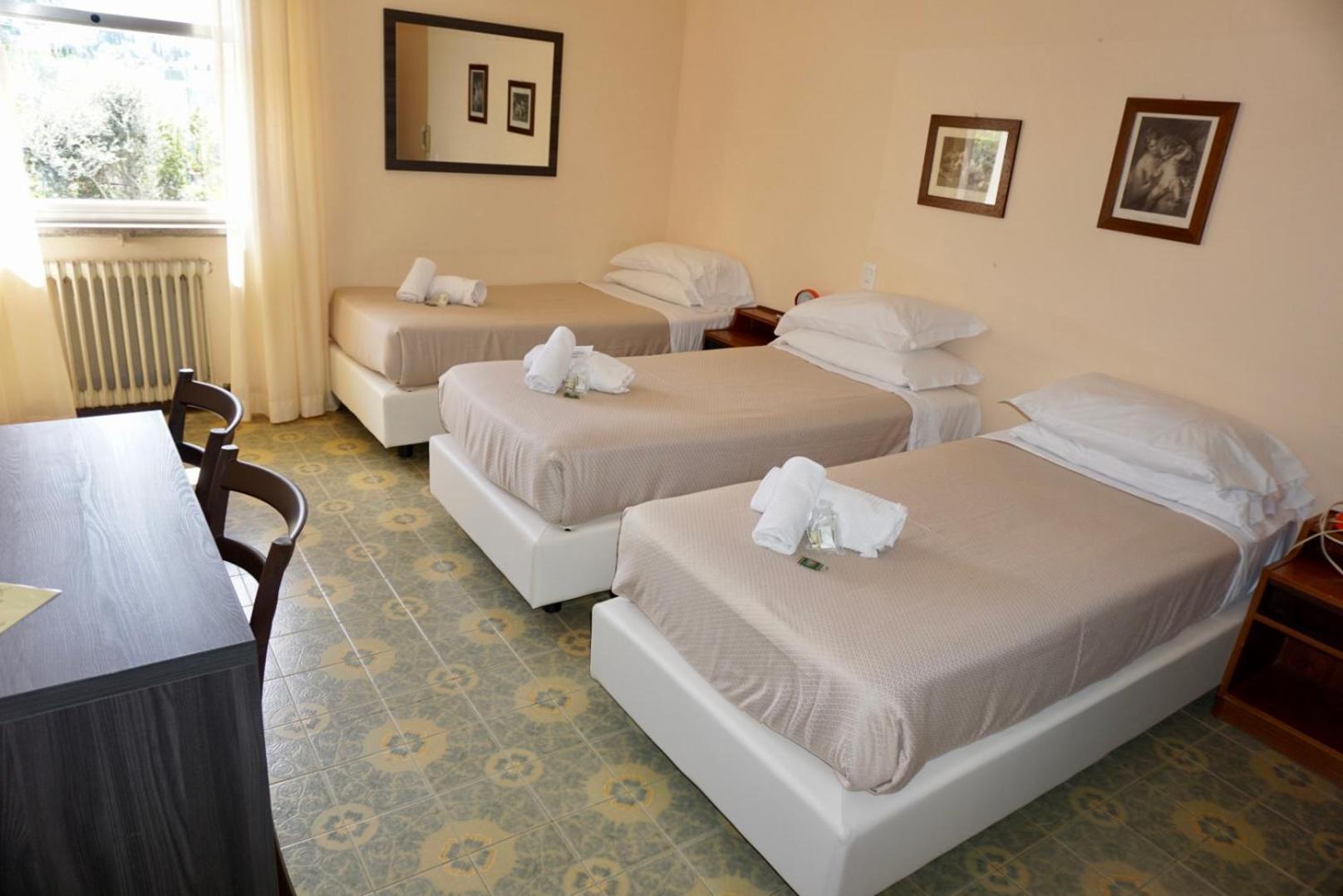 Triple Room (3 Adults) - Photo 1