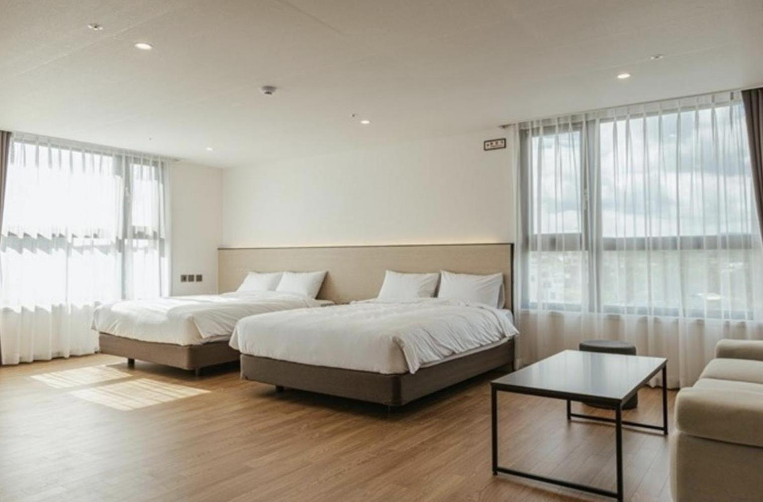 Quadruple Room - Photo 1