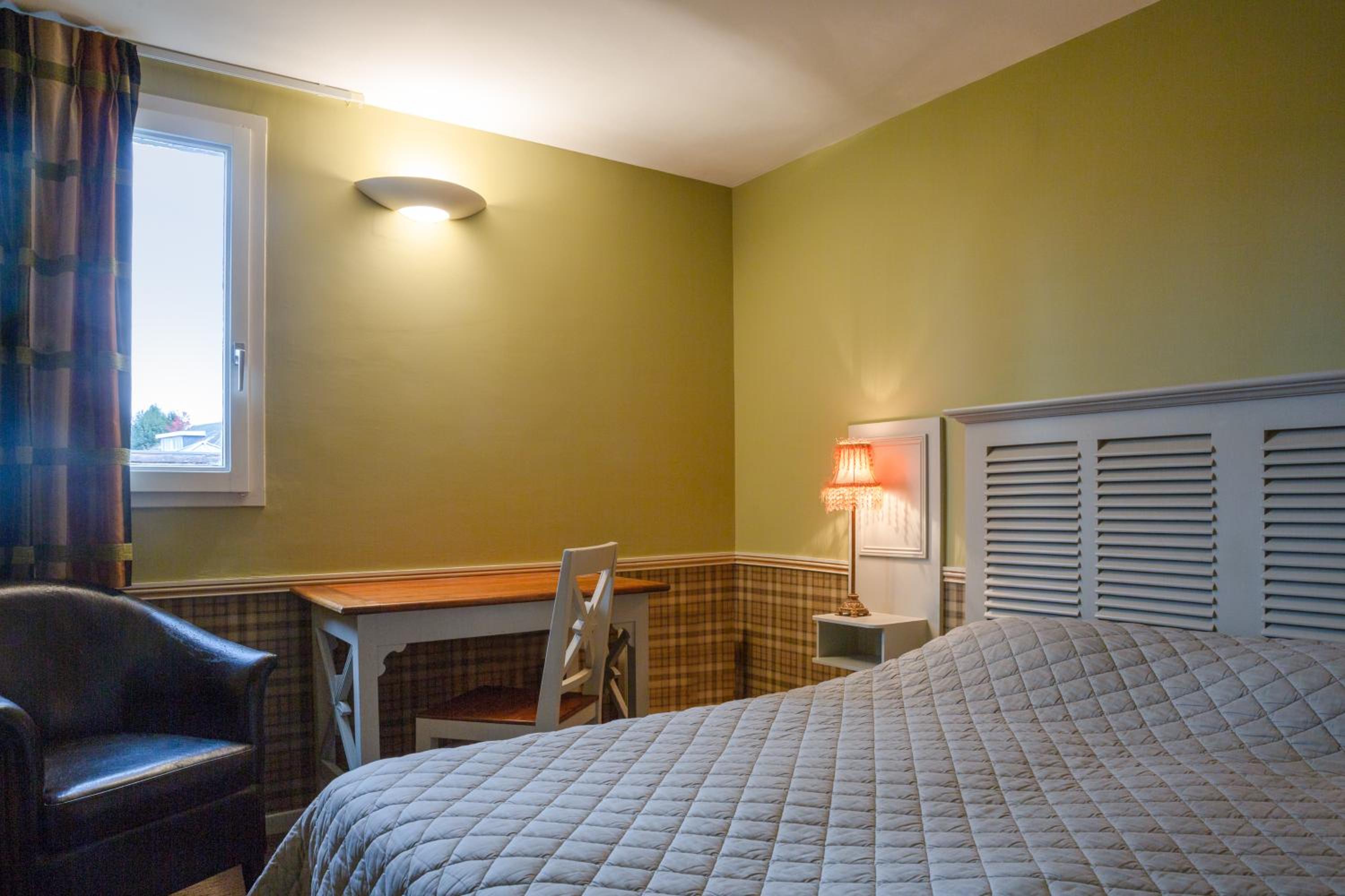 Superior Twin Room - Photo 1