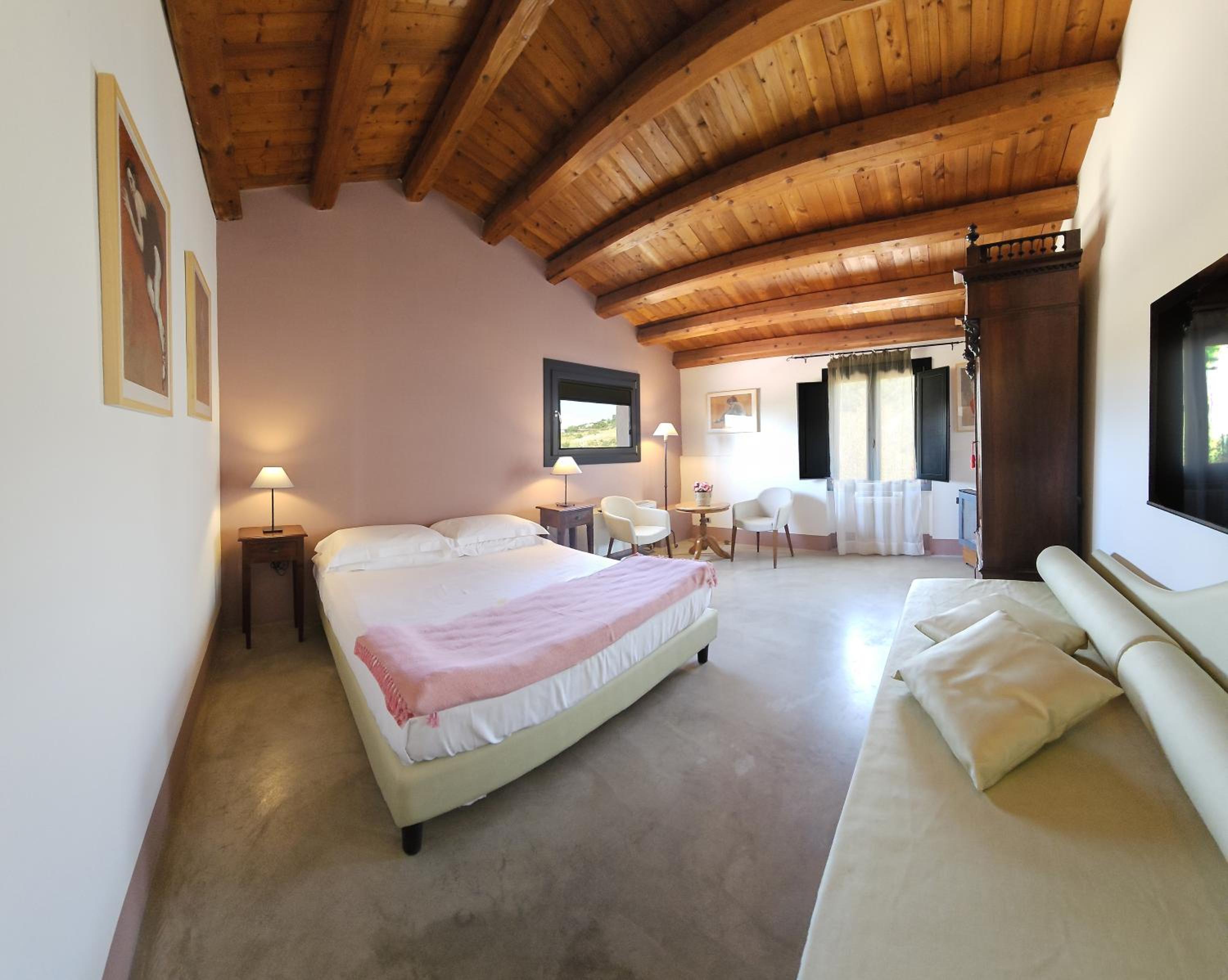 Superior Double Room photo 1