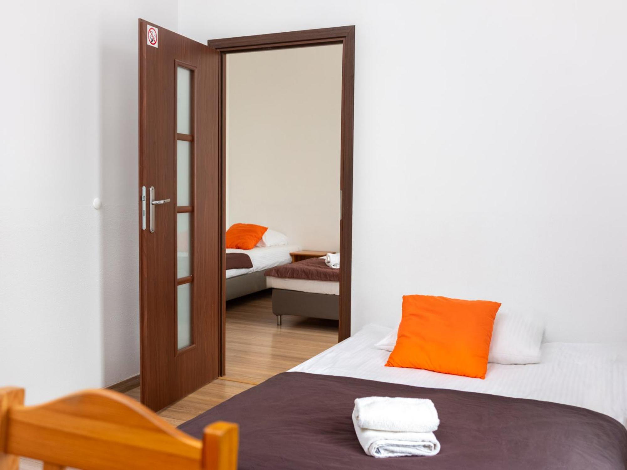 Quadruple Room - Photo 6