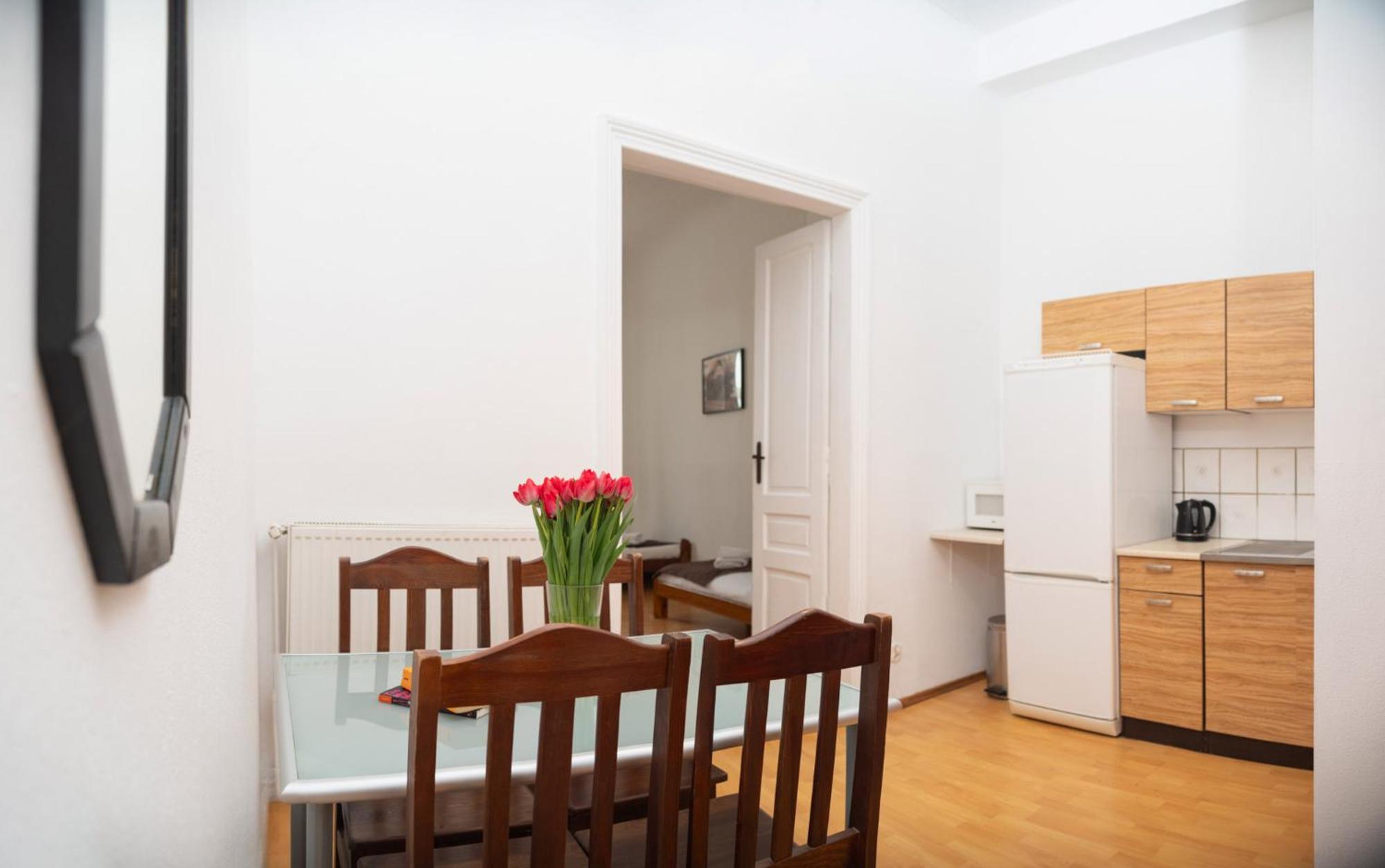 Quadruple Room - Photo 5