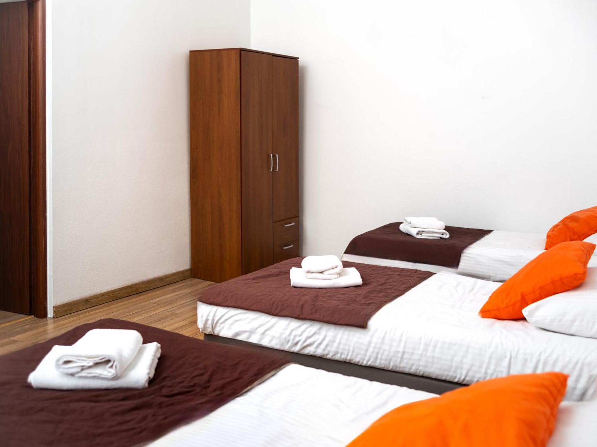 Quadruple Room - Photo 1