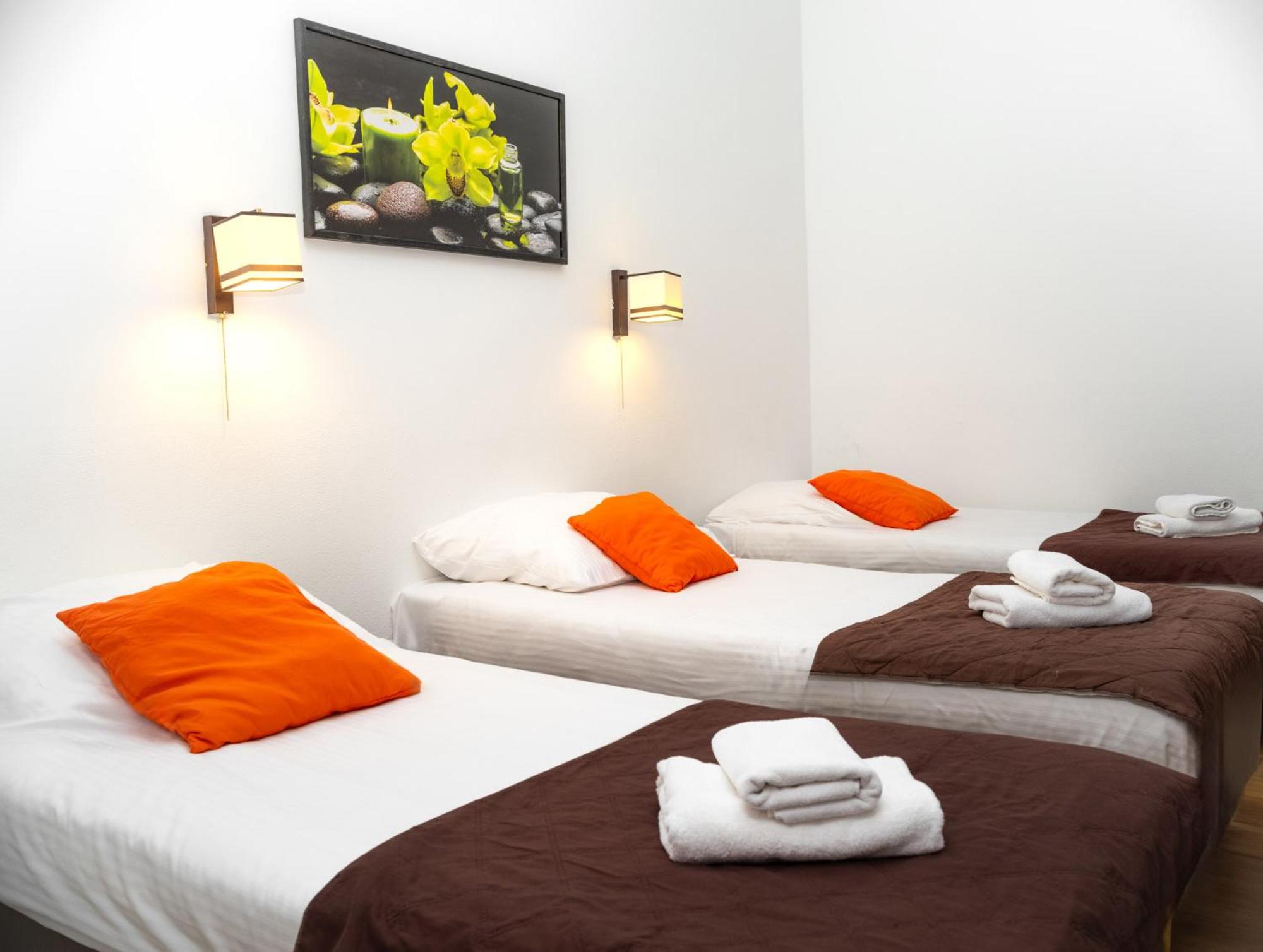 Triple Room - Photo 1