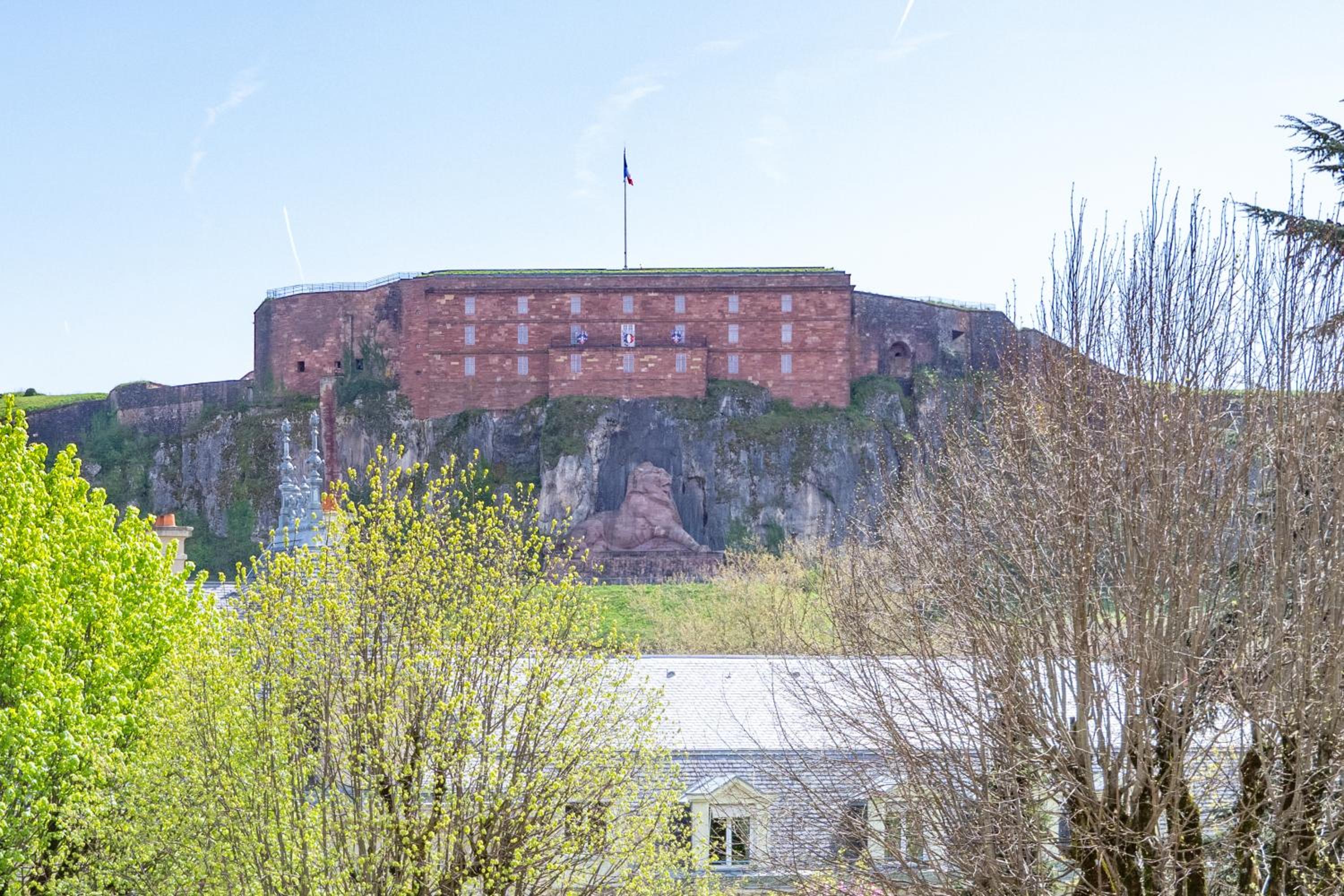 Chambre privilège - Vue Citadelle et Lion - Photo 3