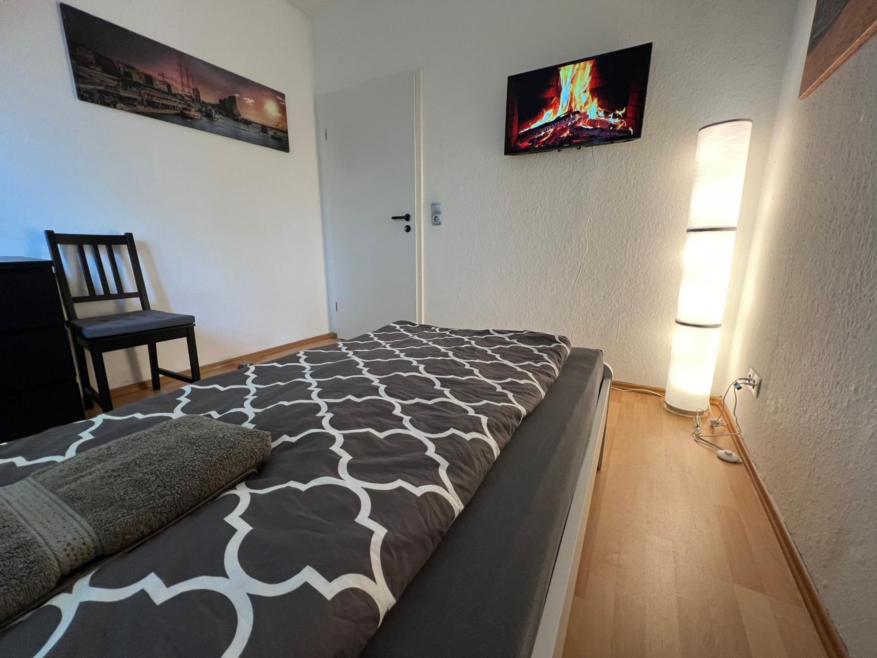 Apartment photo 2