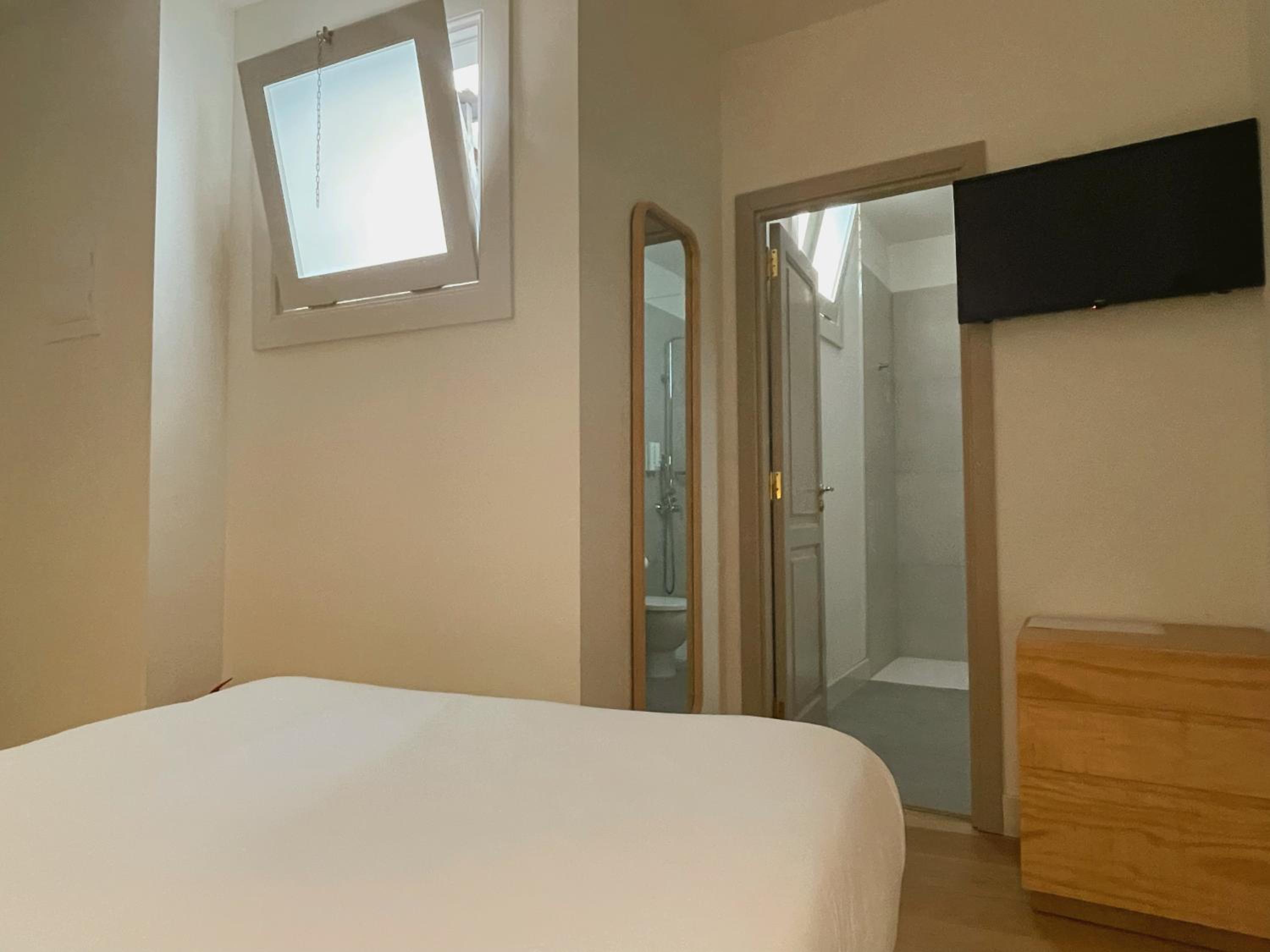 Single Classic Interior Room