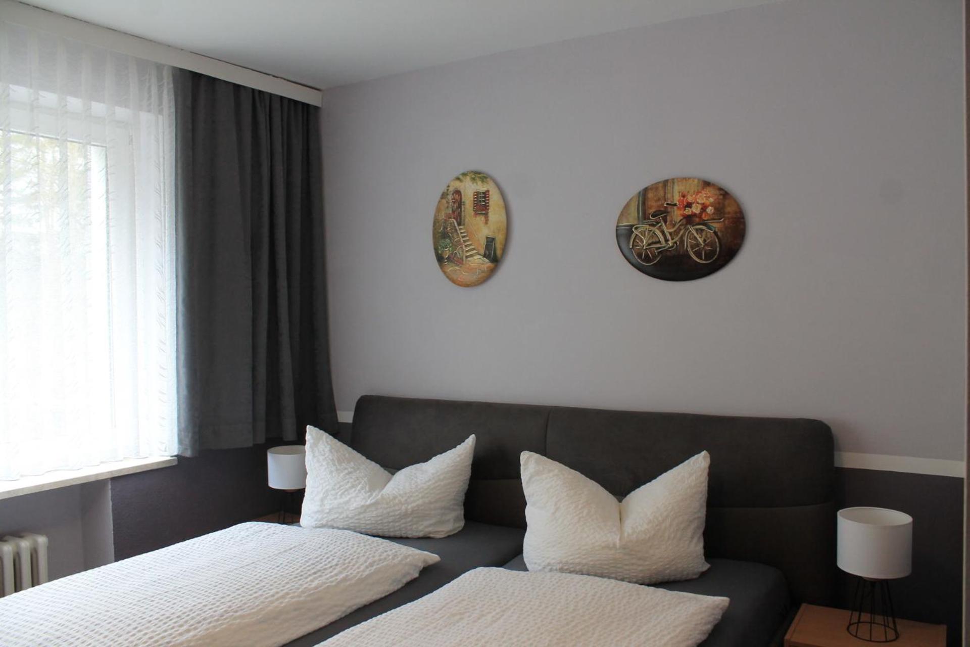 Double Room - Photo 10