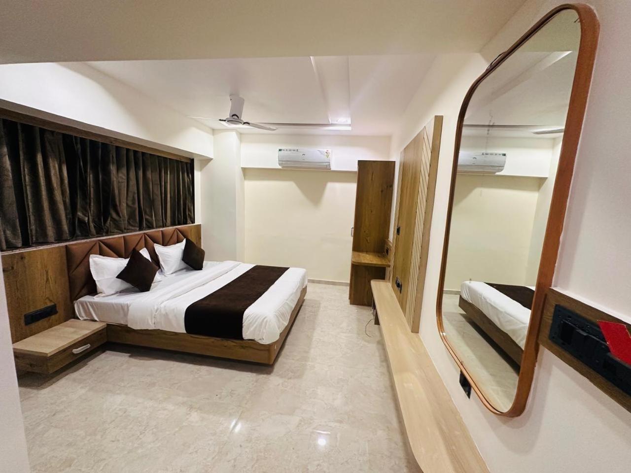 Budget Double Room photo 1