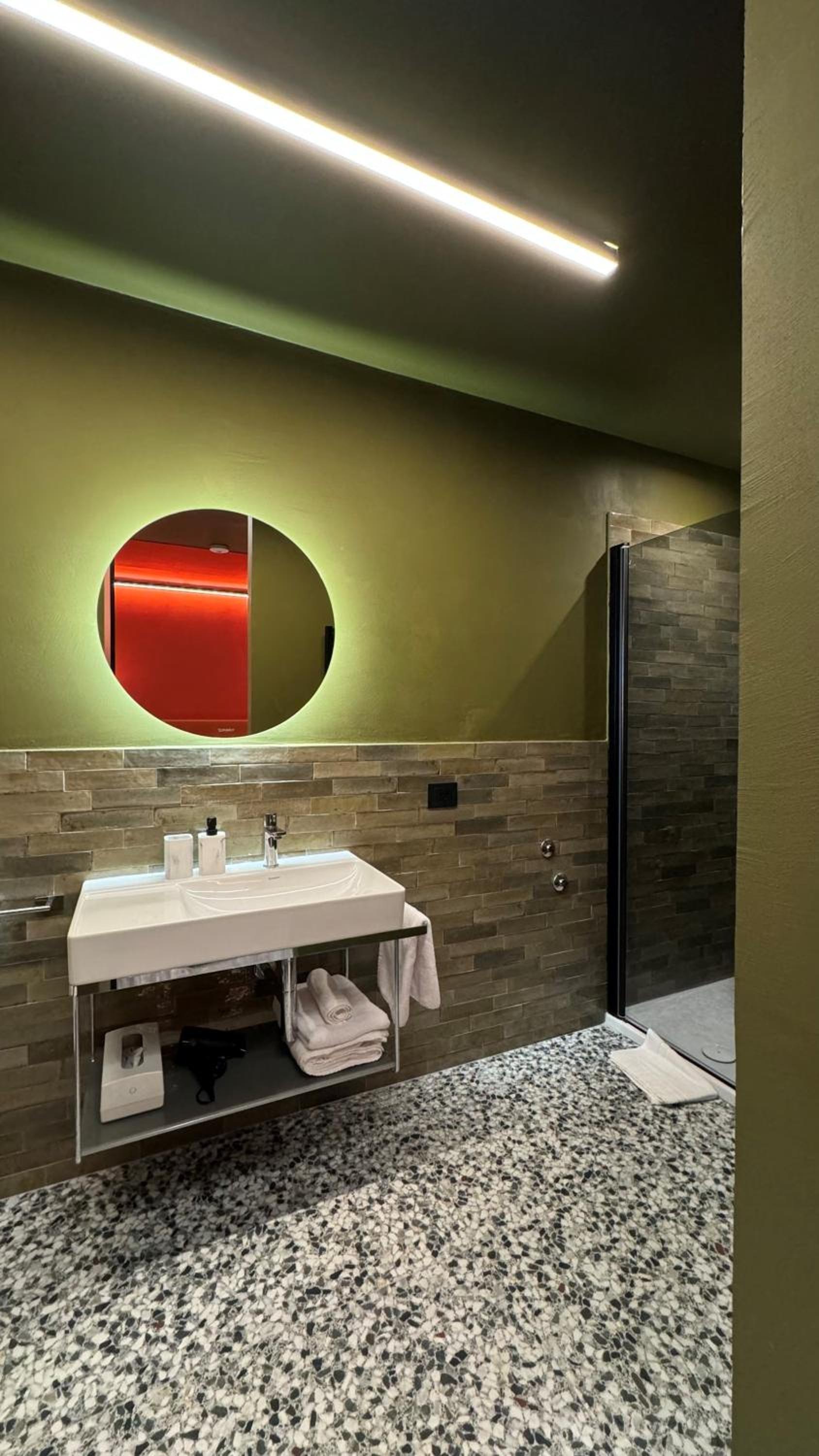 Double Room With Private Bathroom photo 2