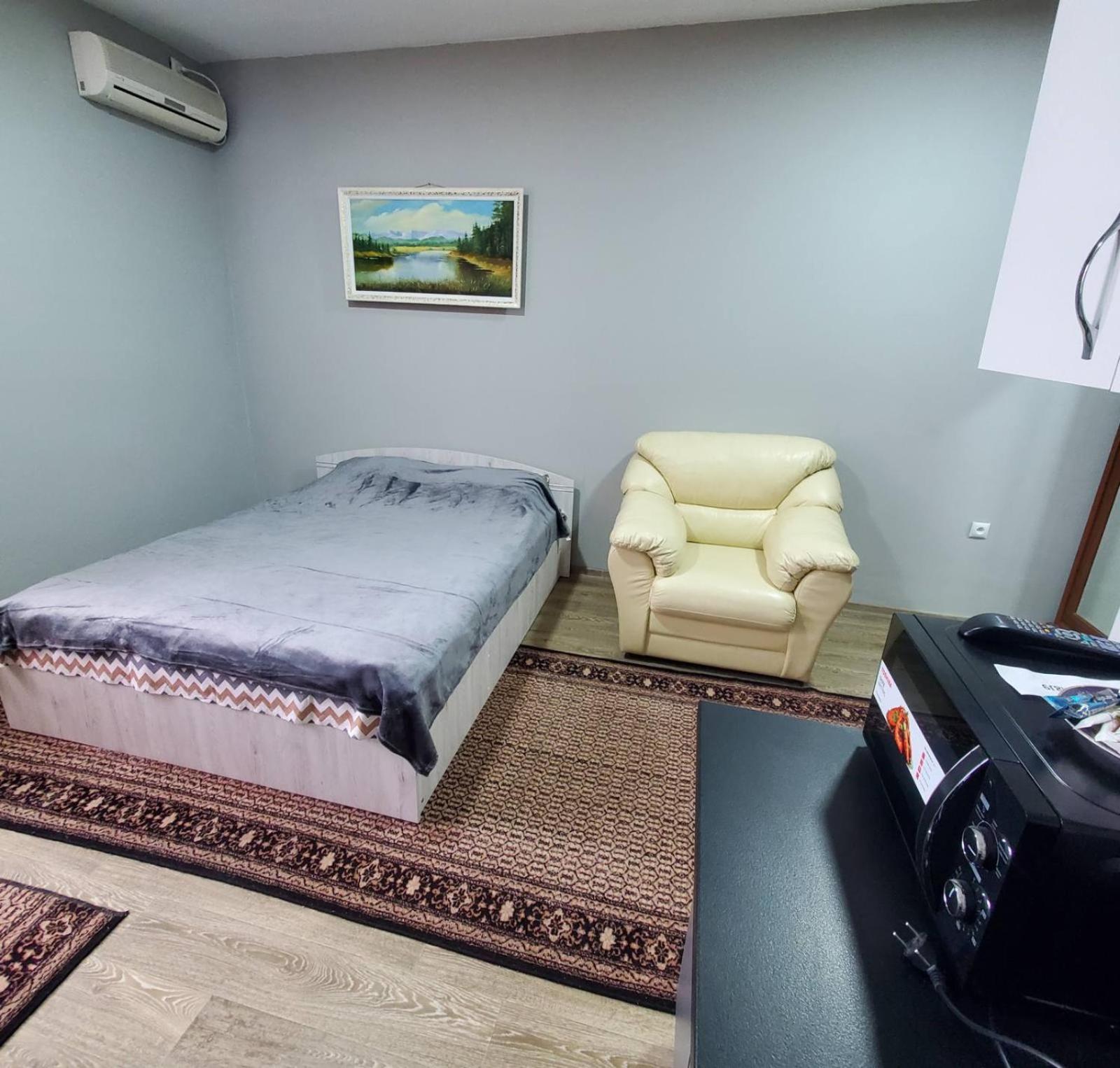 Studio with Sofa Bed photo 2