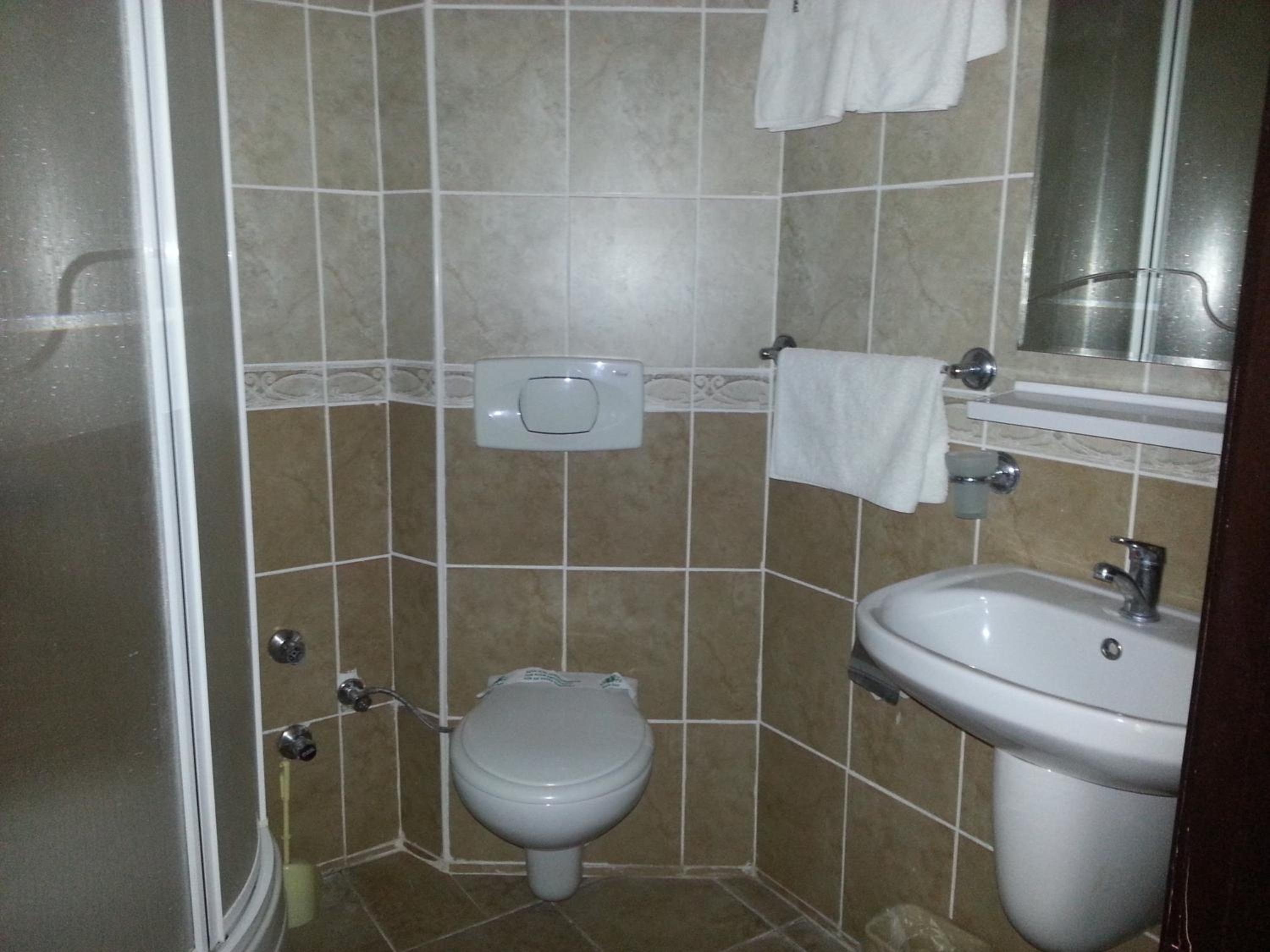 Basic Single Room photo 3