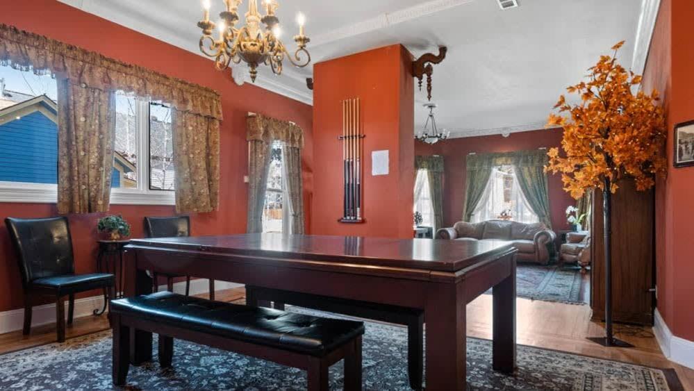 Family Room photo 2