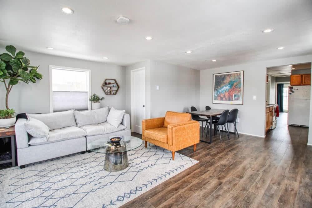 Family Room photo 1