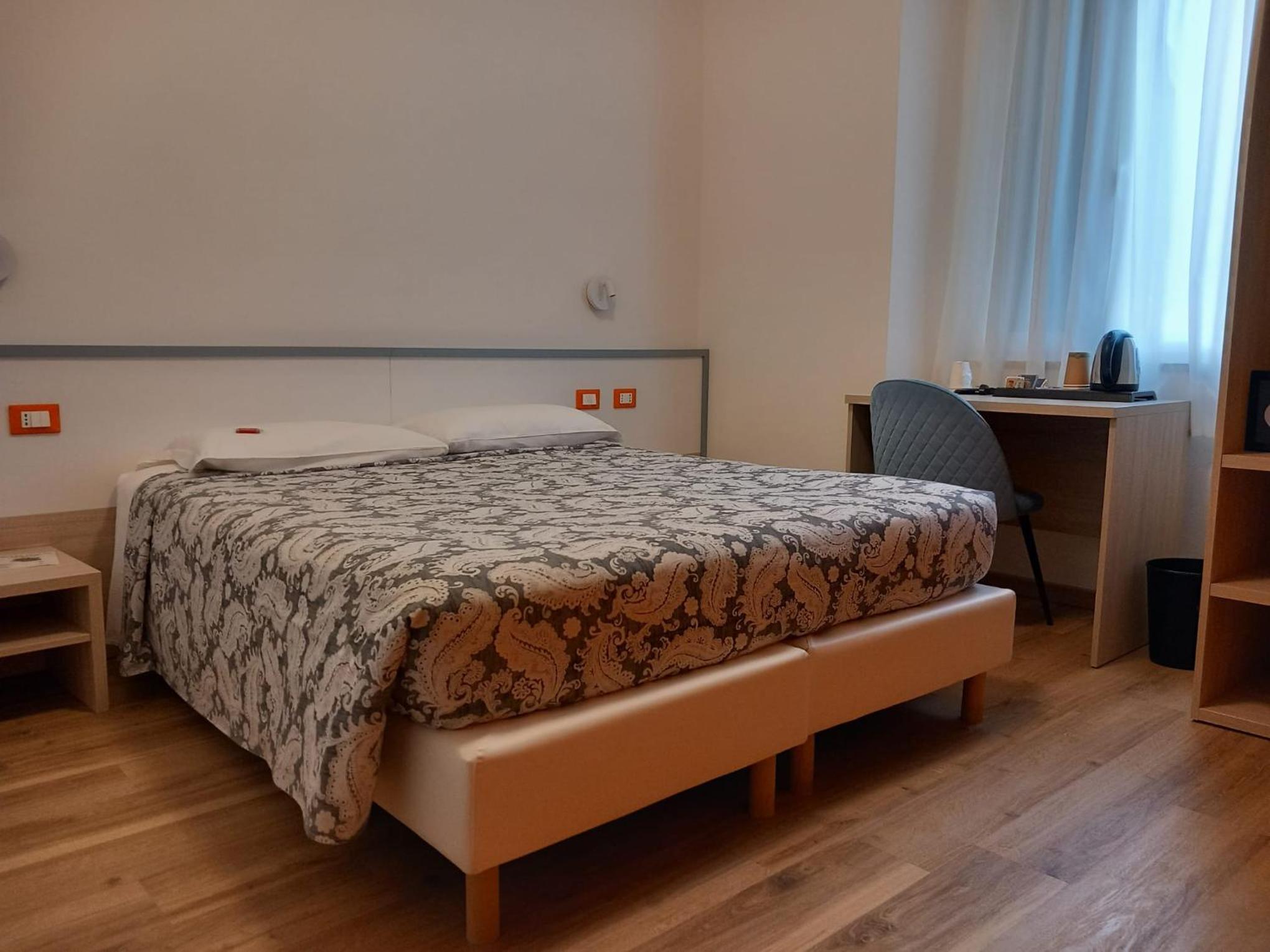 Superior Double or Twin Room - Photo 39