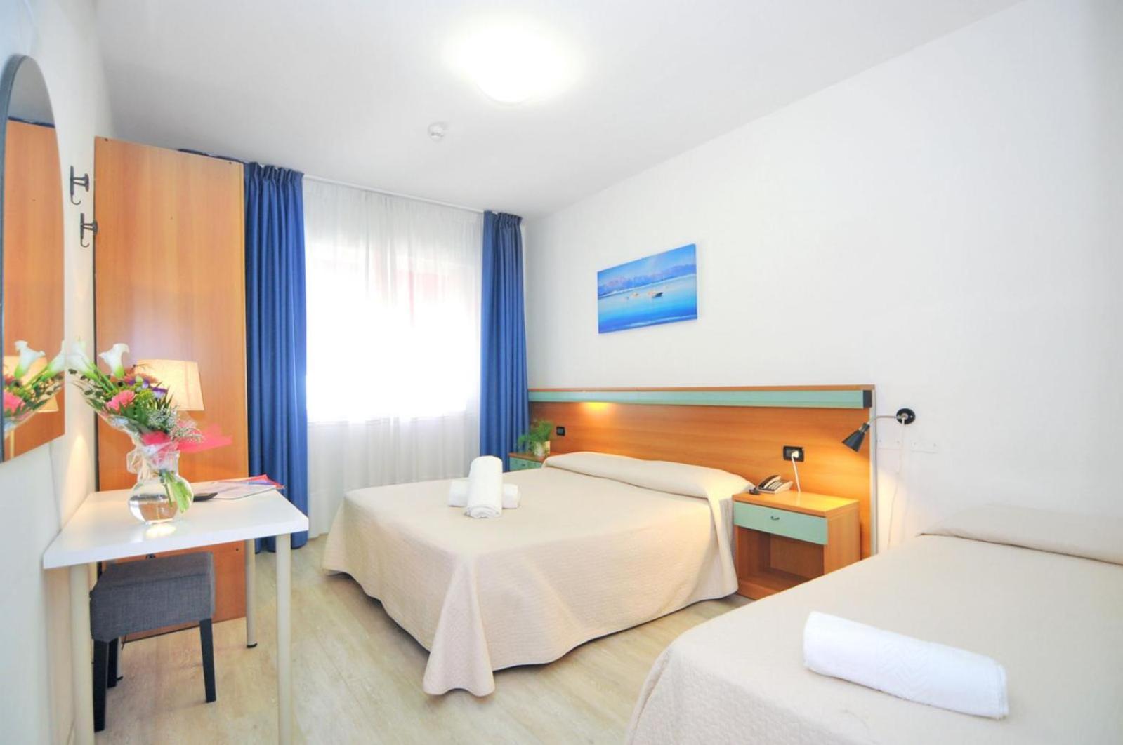 Classic Triple Room photo 1