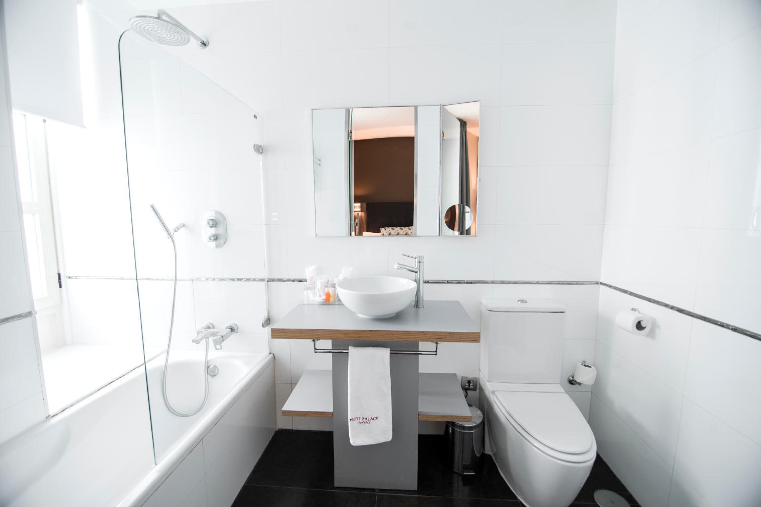 Double Room — the supplier's photographs — photo 4