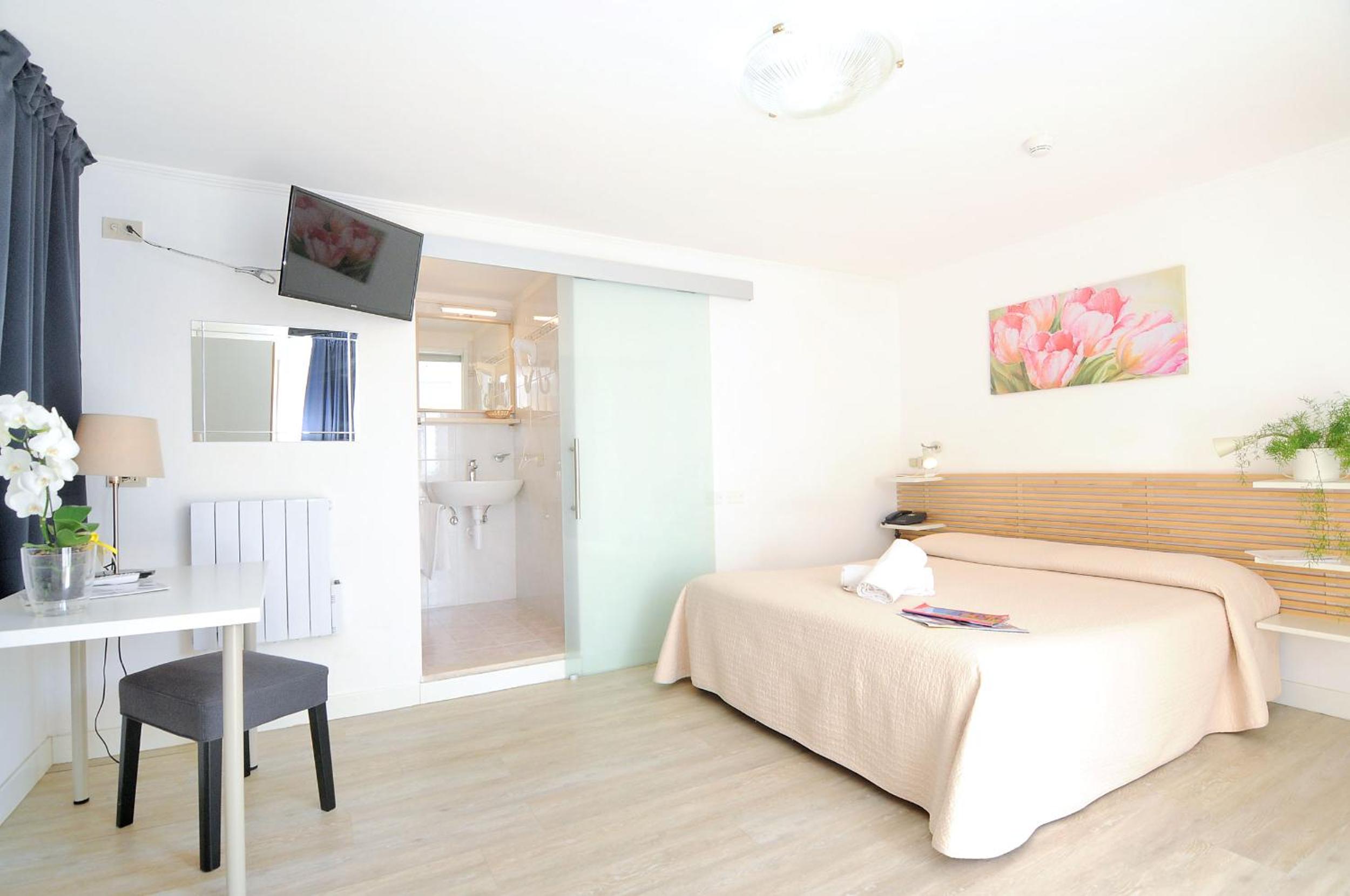 Deluxe Double Room with Sea View photo 1