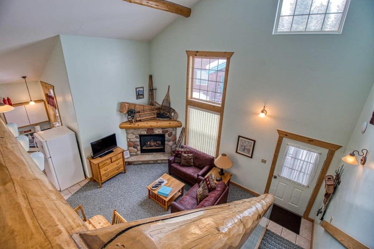 Family Room photo 2