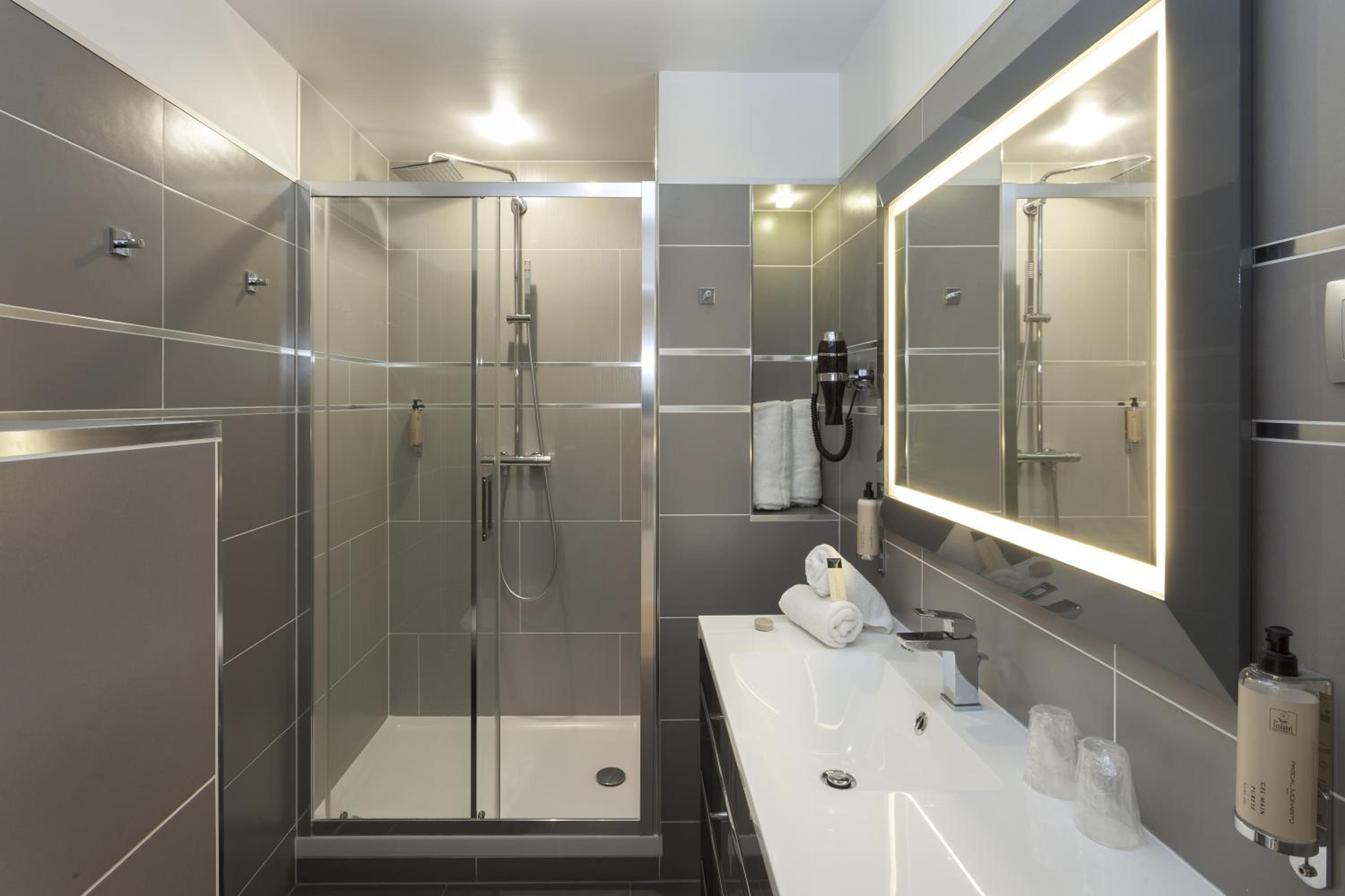 Charm Double Room - Photo 2