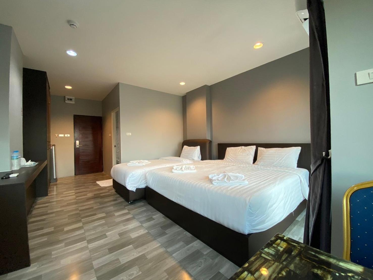 Deluxe Triple Room - Photo 2