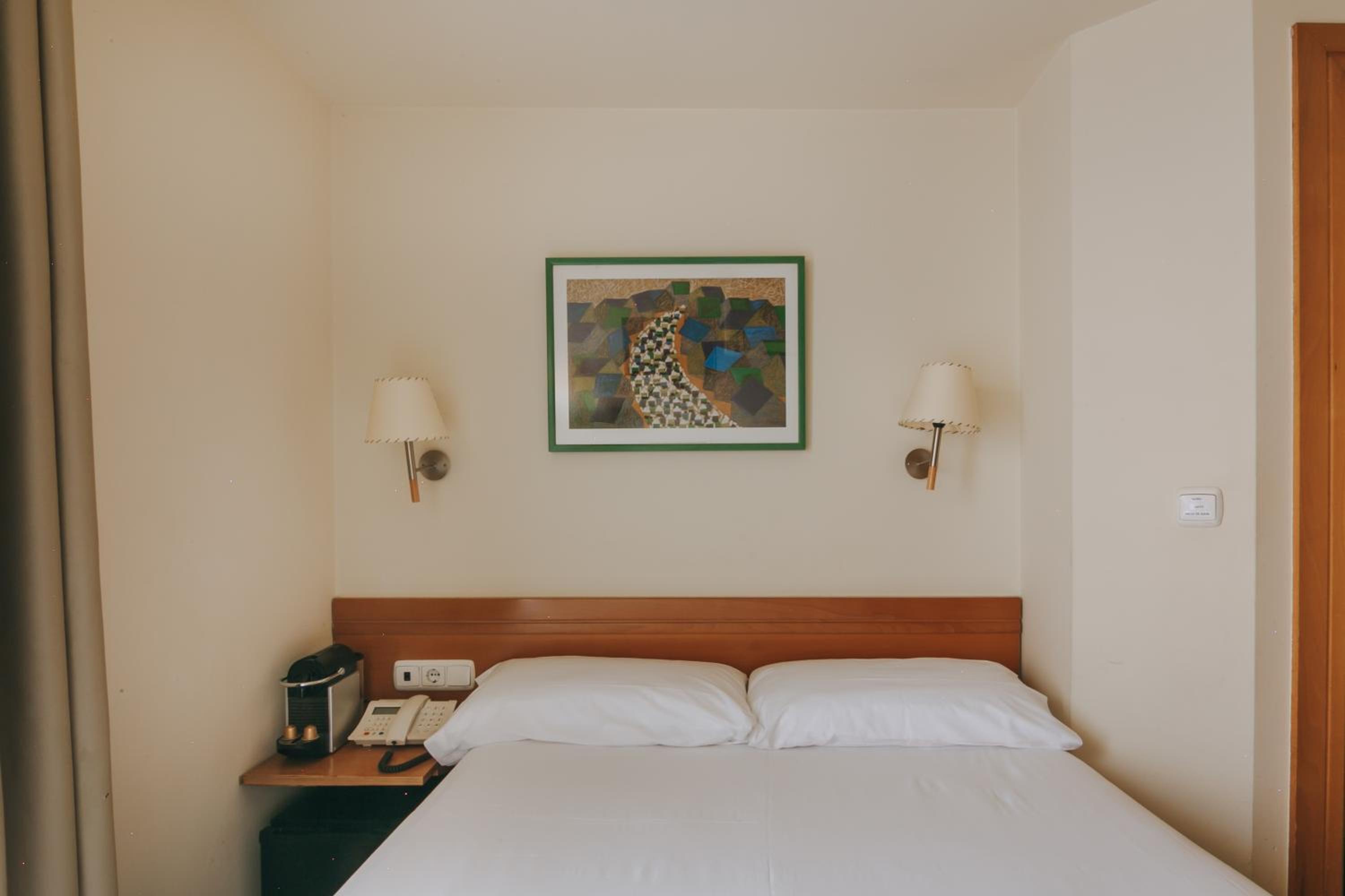 Small Double Room photo 2
