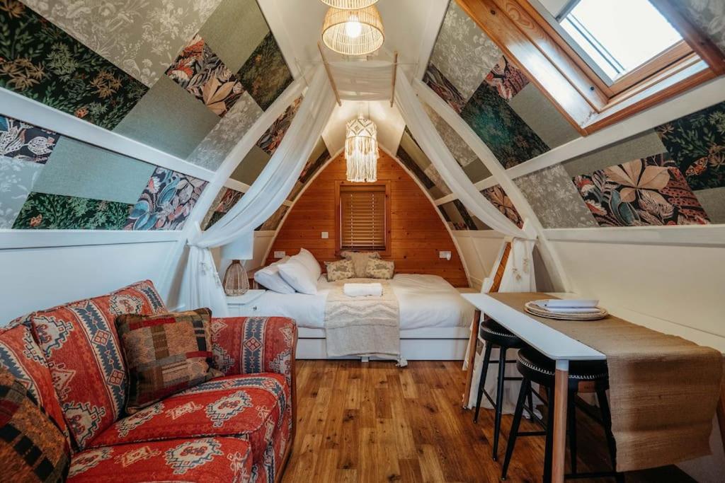 One-Bedroom House photo 1