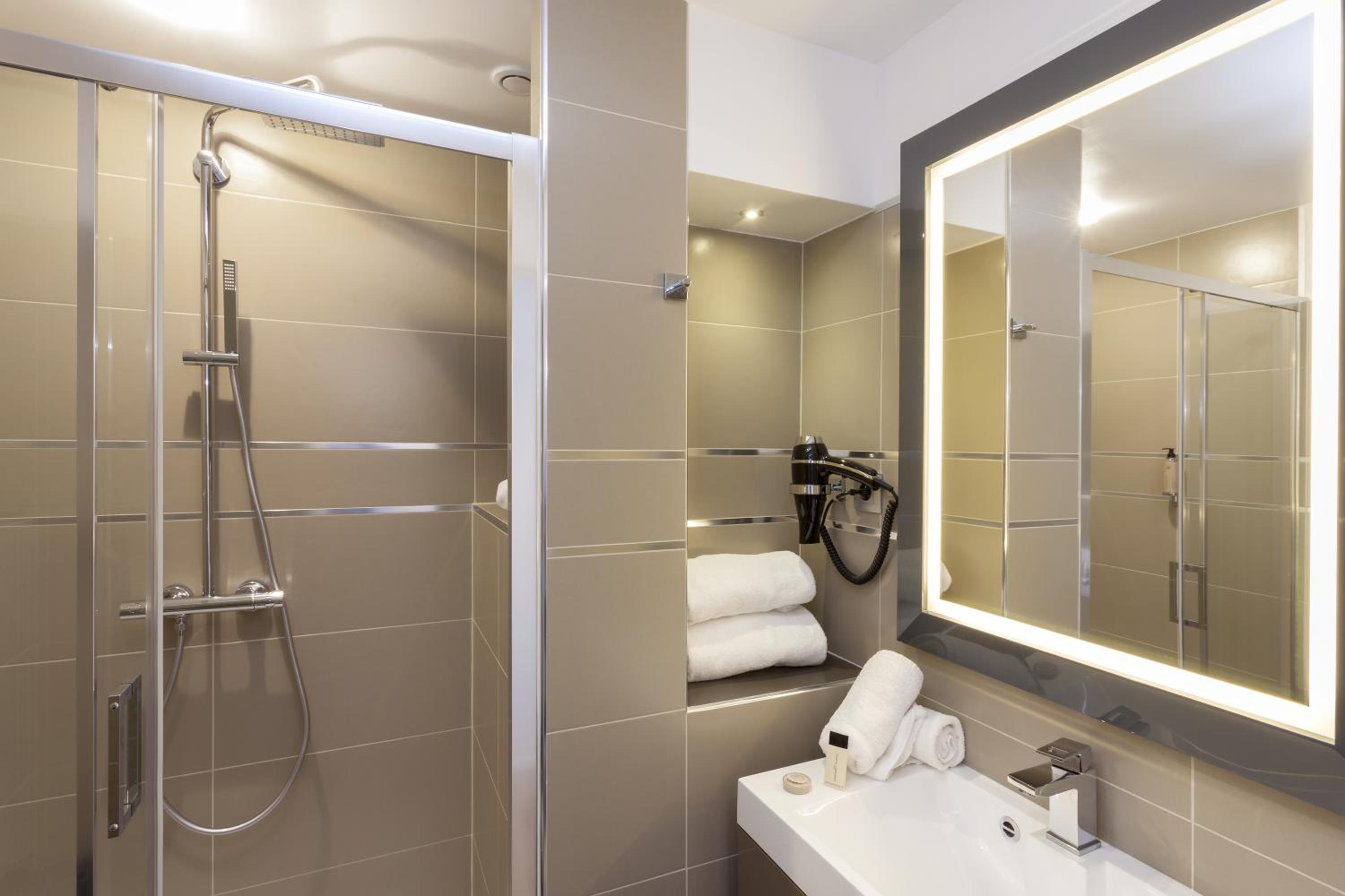 Classic Double Room - Photo 2
