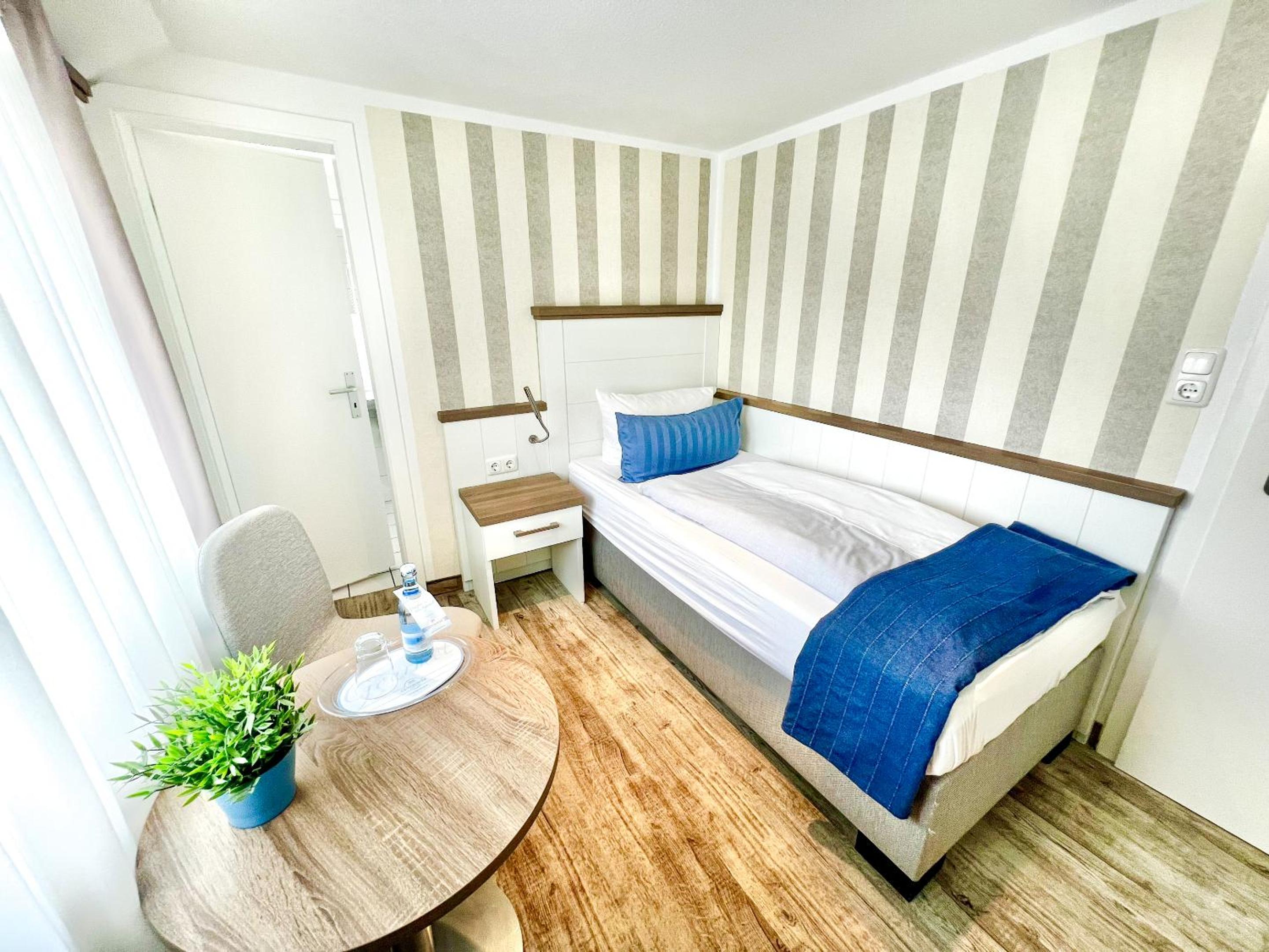 Small Single Room