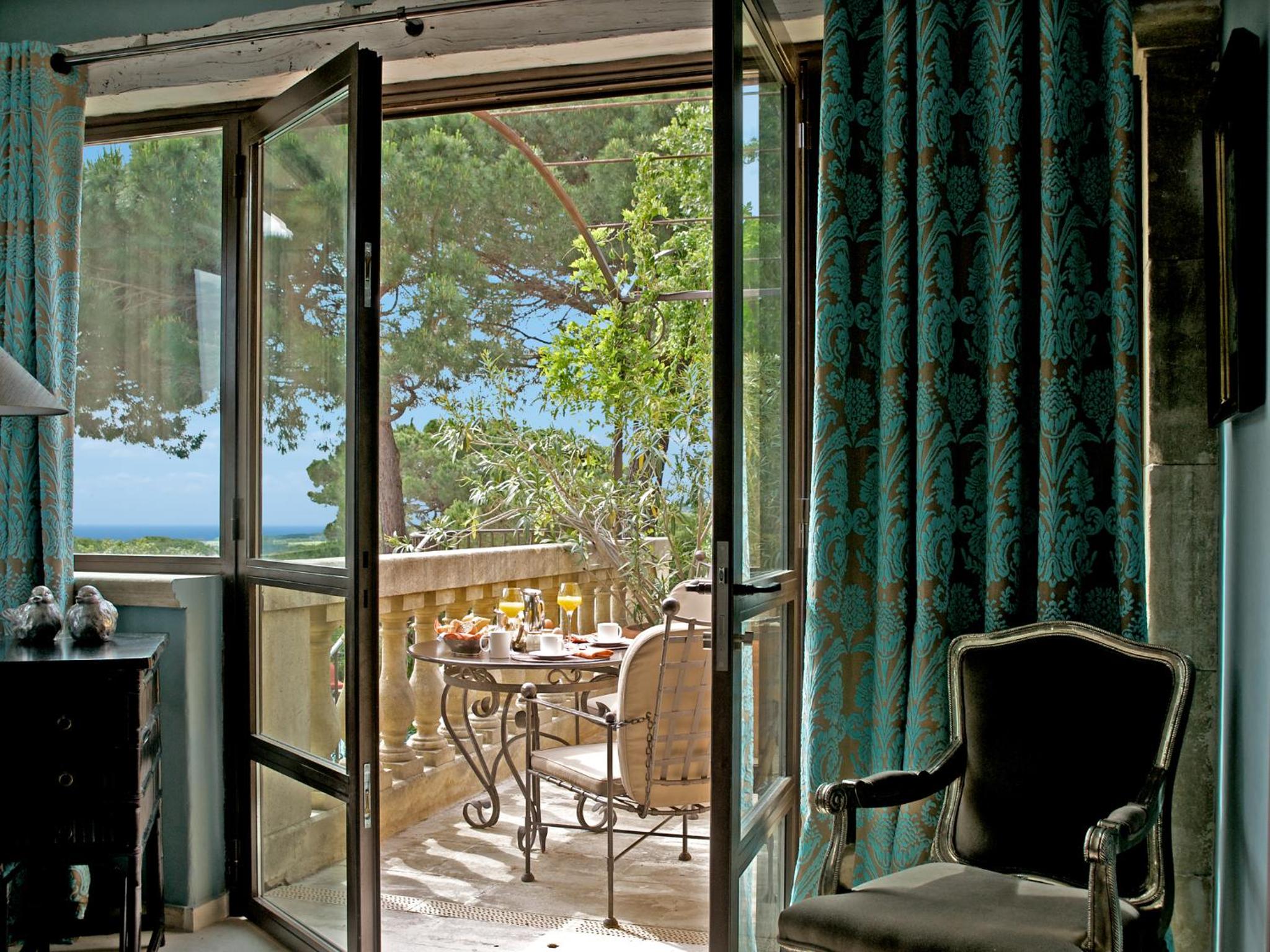 Suite - Photo 3