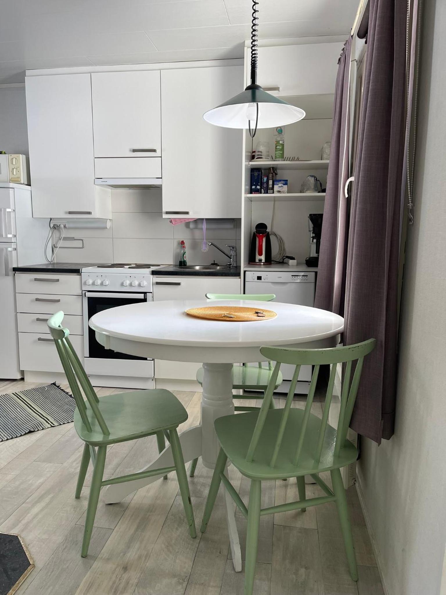 One-Bedroom Cottage - Photo 12