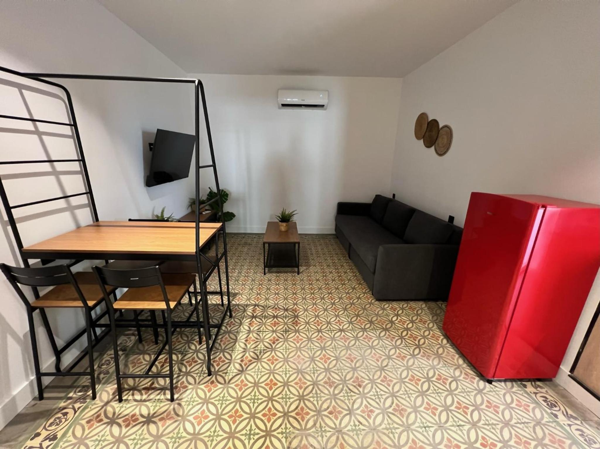 Two-Bedroom Apartment photo 2