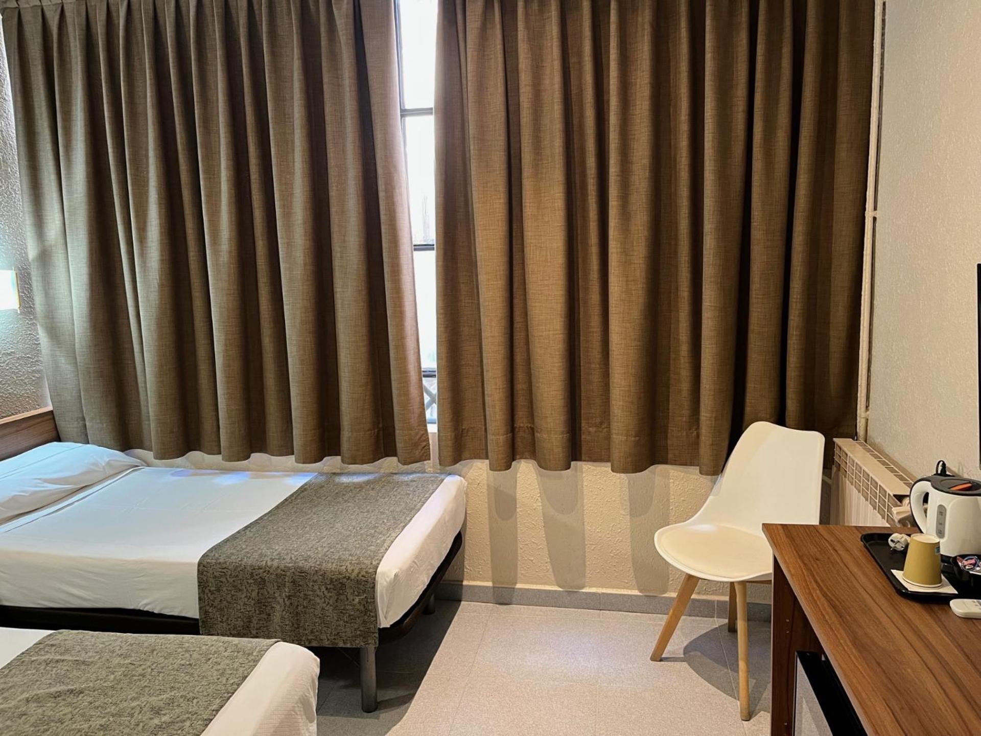 Twin Room photo 2