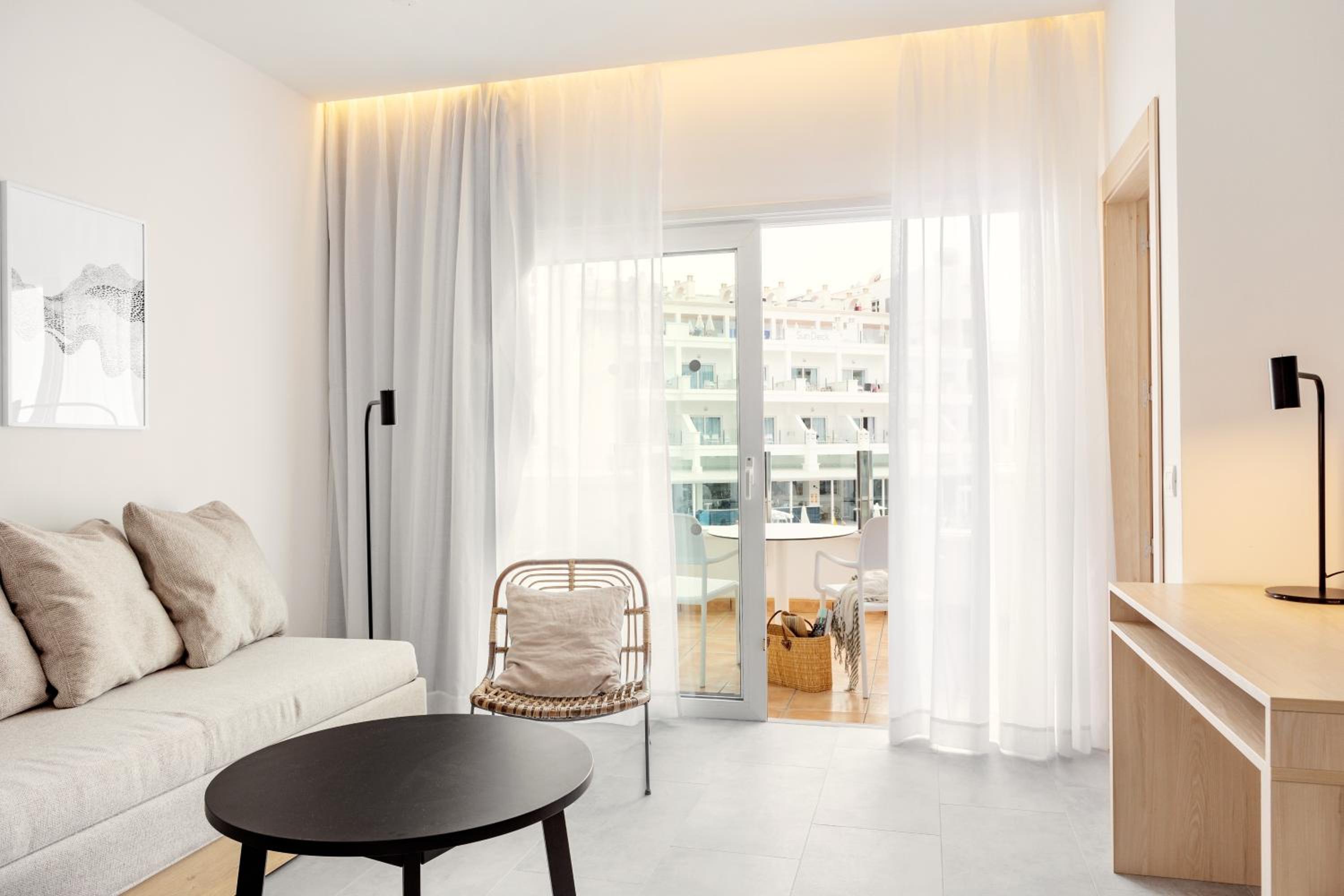 Suite con vista a la piscina