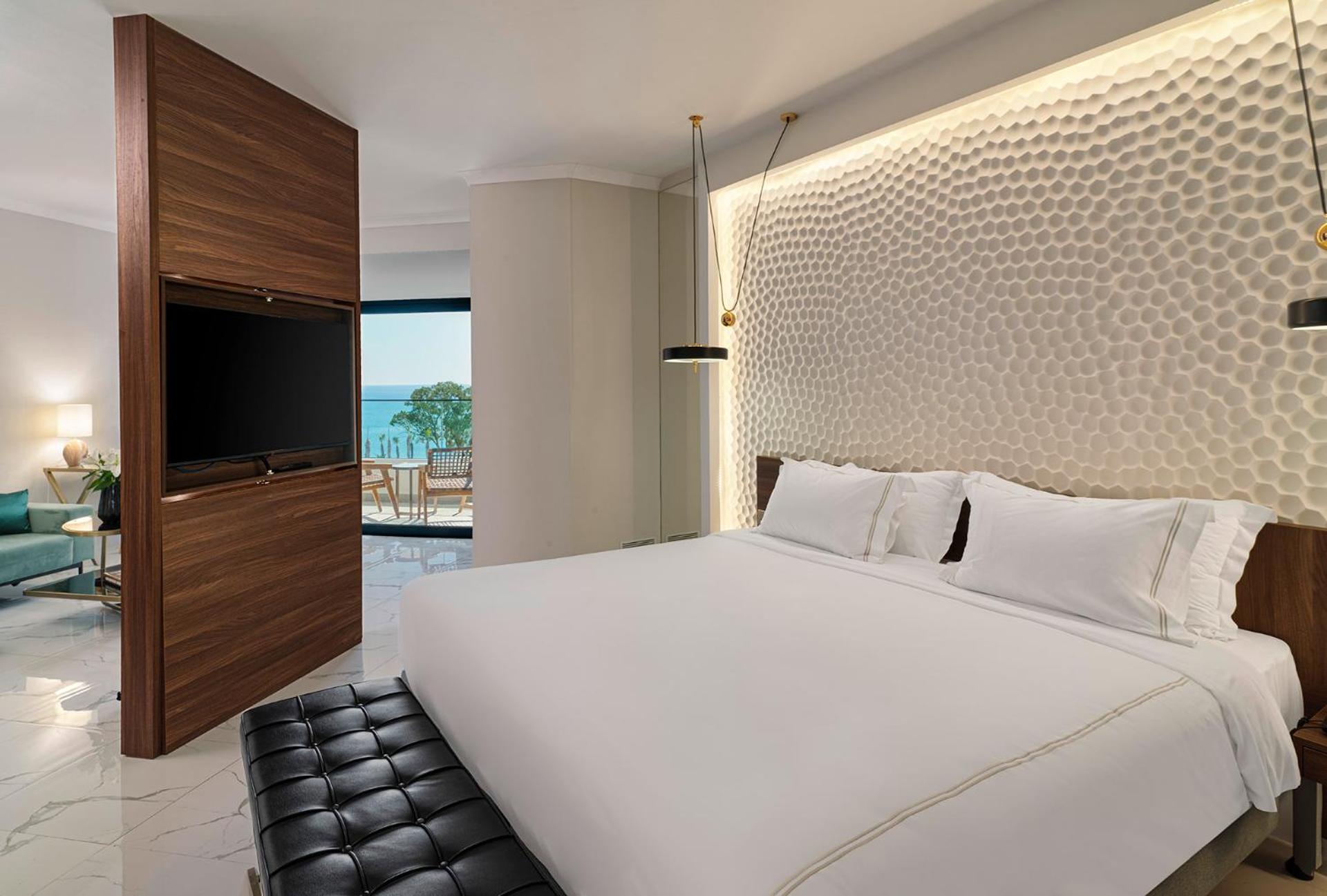 Executive Junior Suite with Sea View  - Photo 3