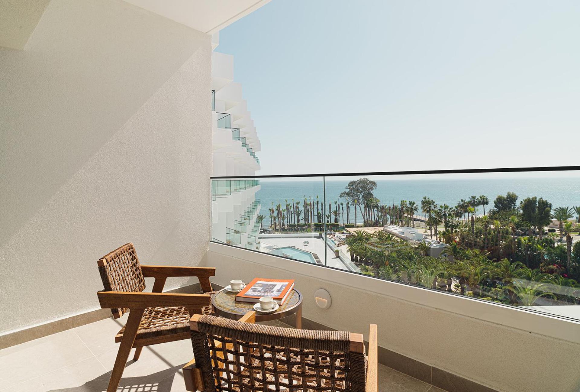 Executive Junior Suite with Sea View  - Photo 2