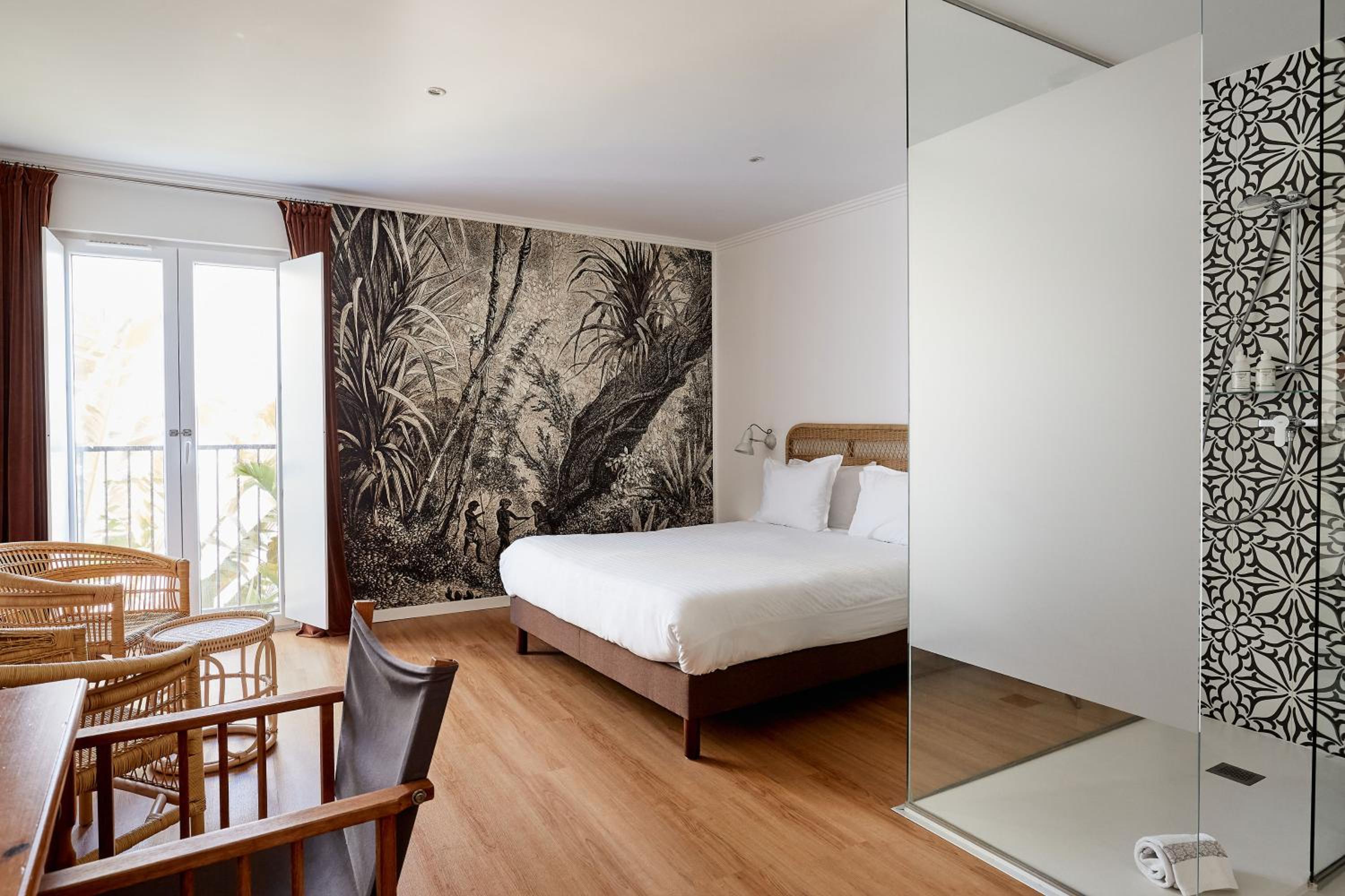 King Room with Pool View