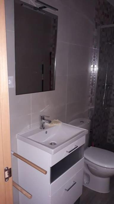One-Bedroom House photo 2