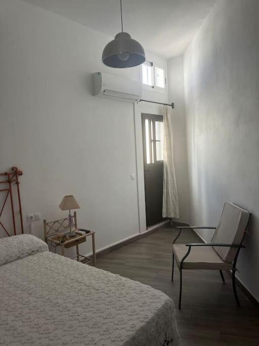 One-Bedroom House photo 3