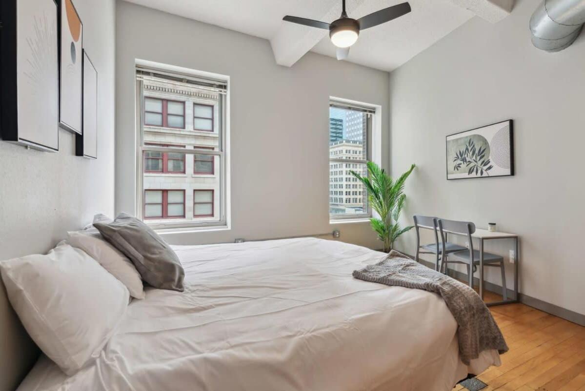 Apartment photo 2