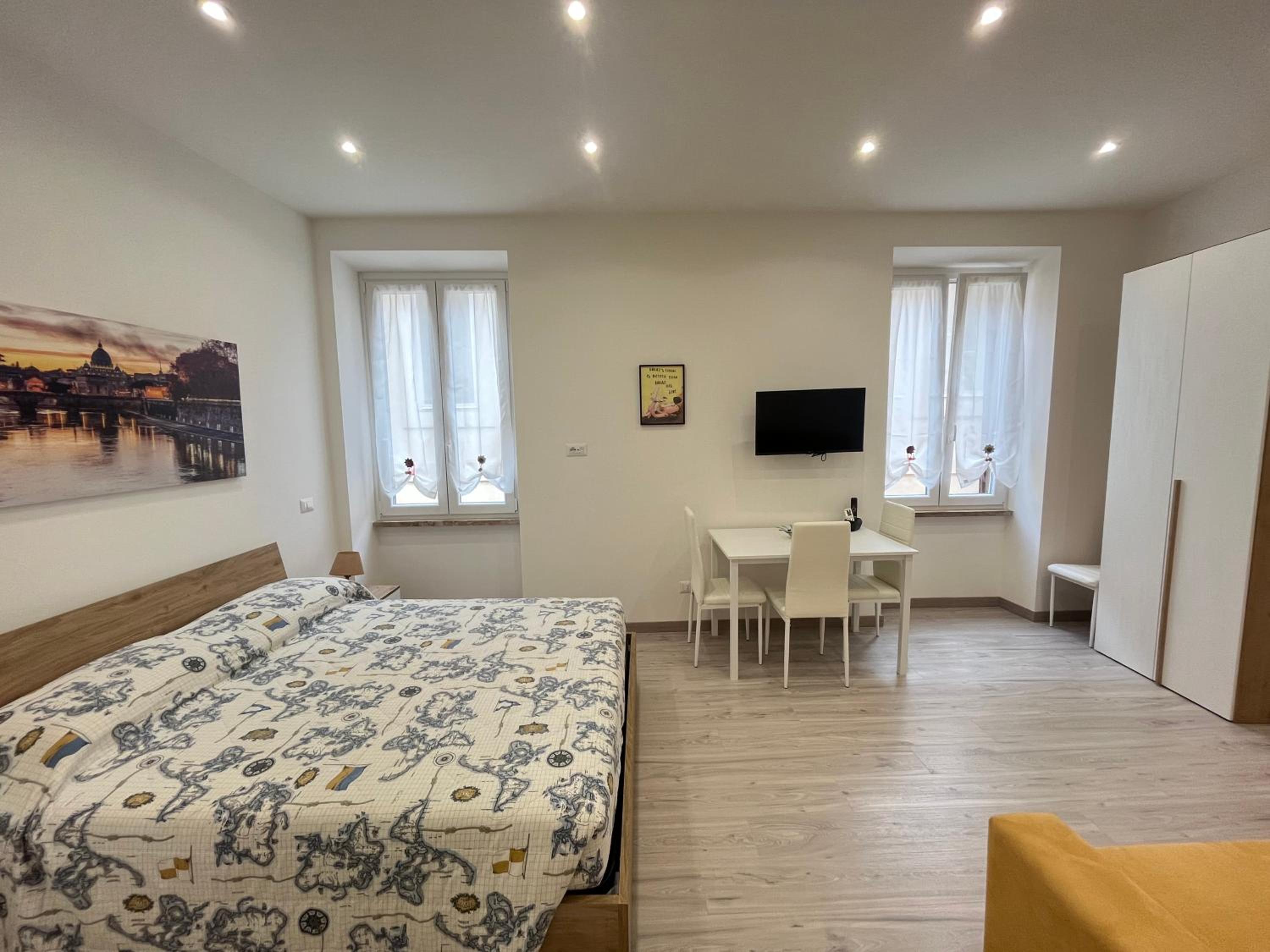 One-Bedroom Apartment