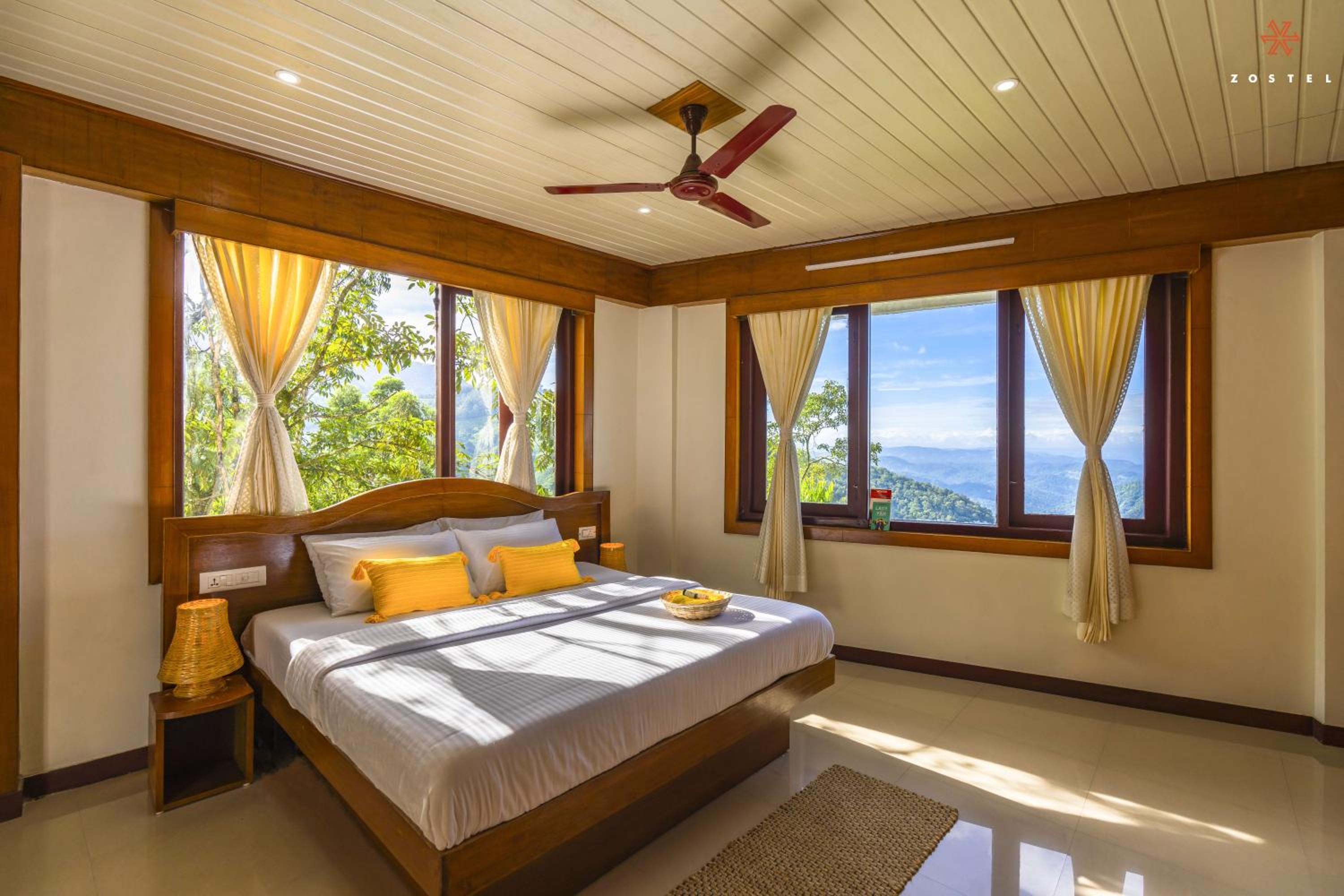 Superior Deluxe Room photo 1