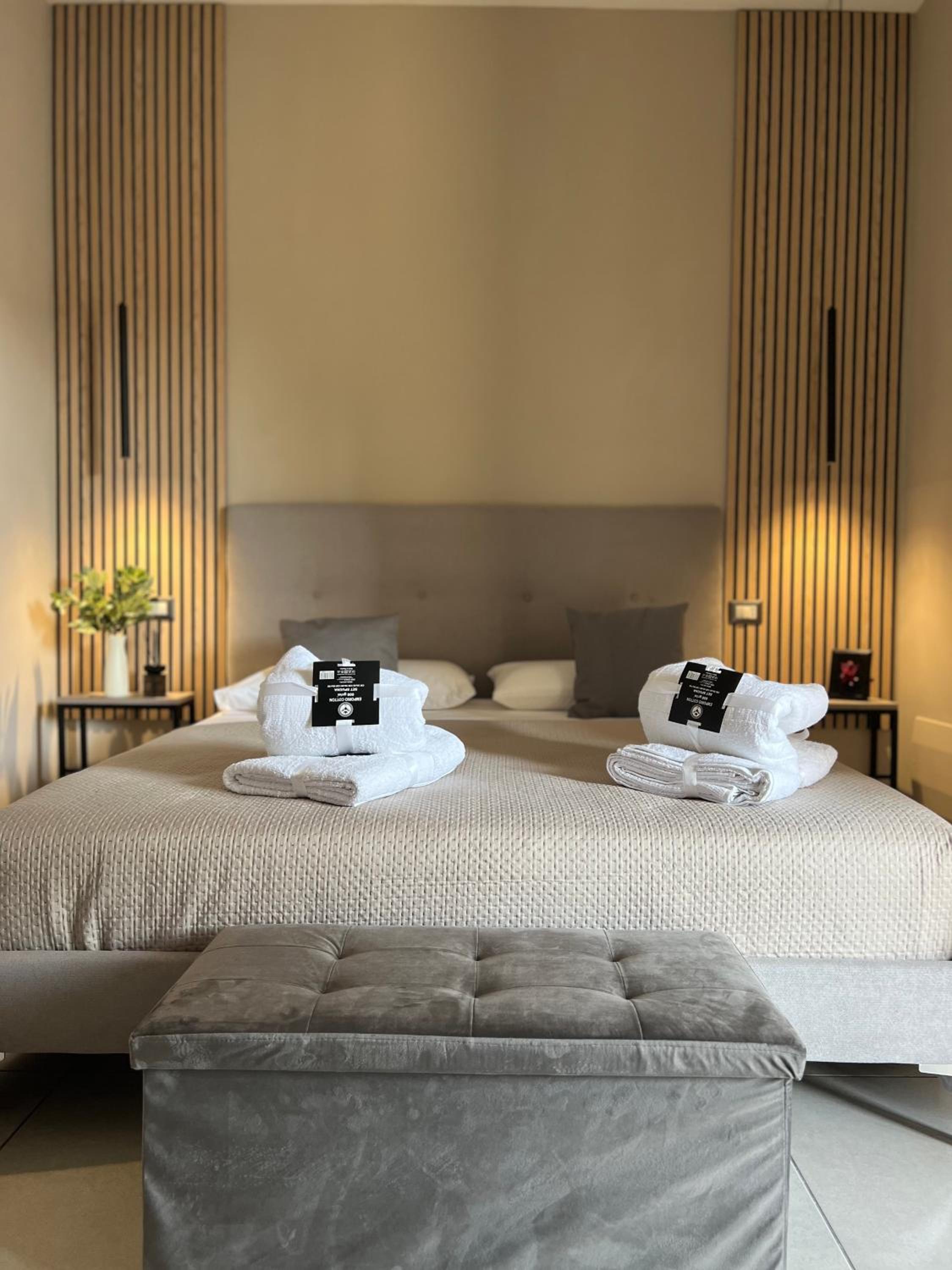 Queen Room with Balcony